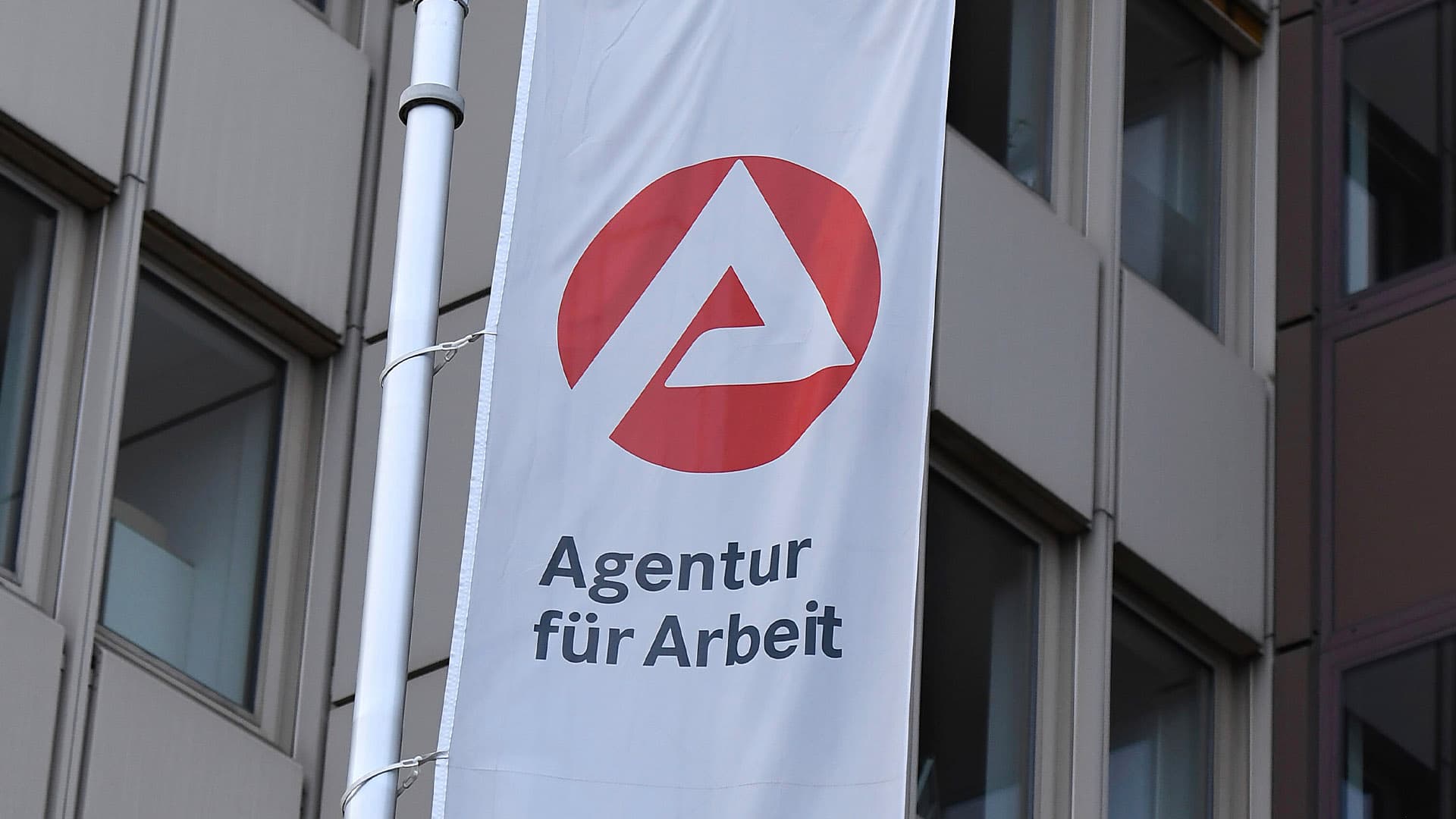 Das denkt die Wirtschaft: Es braucht eine Begrenzung der Sozialleistungen!