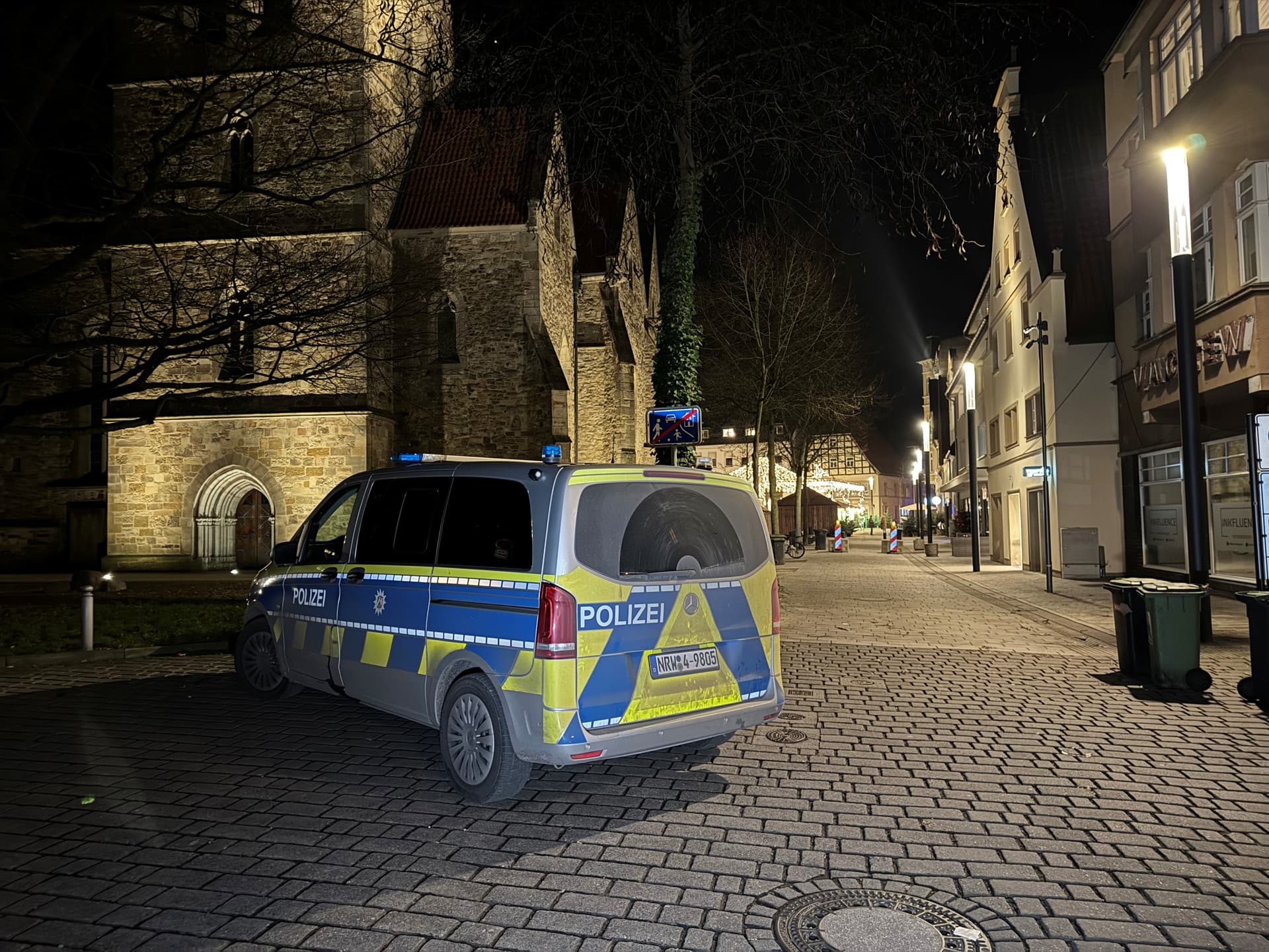 Messerattacke nahe Herforder Weihnachtsmarkt! 16-Jähriger im Krankenhaus