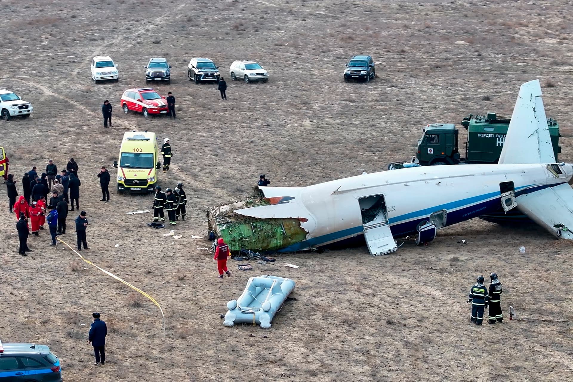 Flugzeugabsturz in Kasachstan: 67 Menschen an Bord – 29 Überlebende