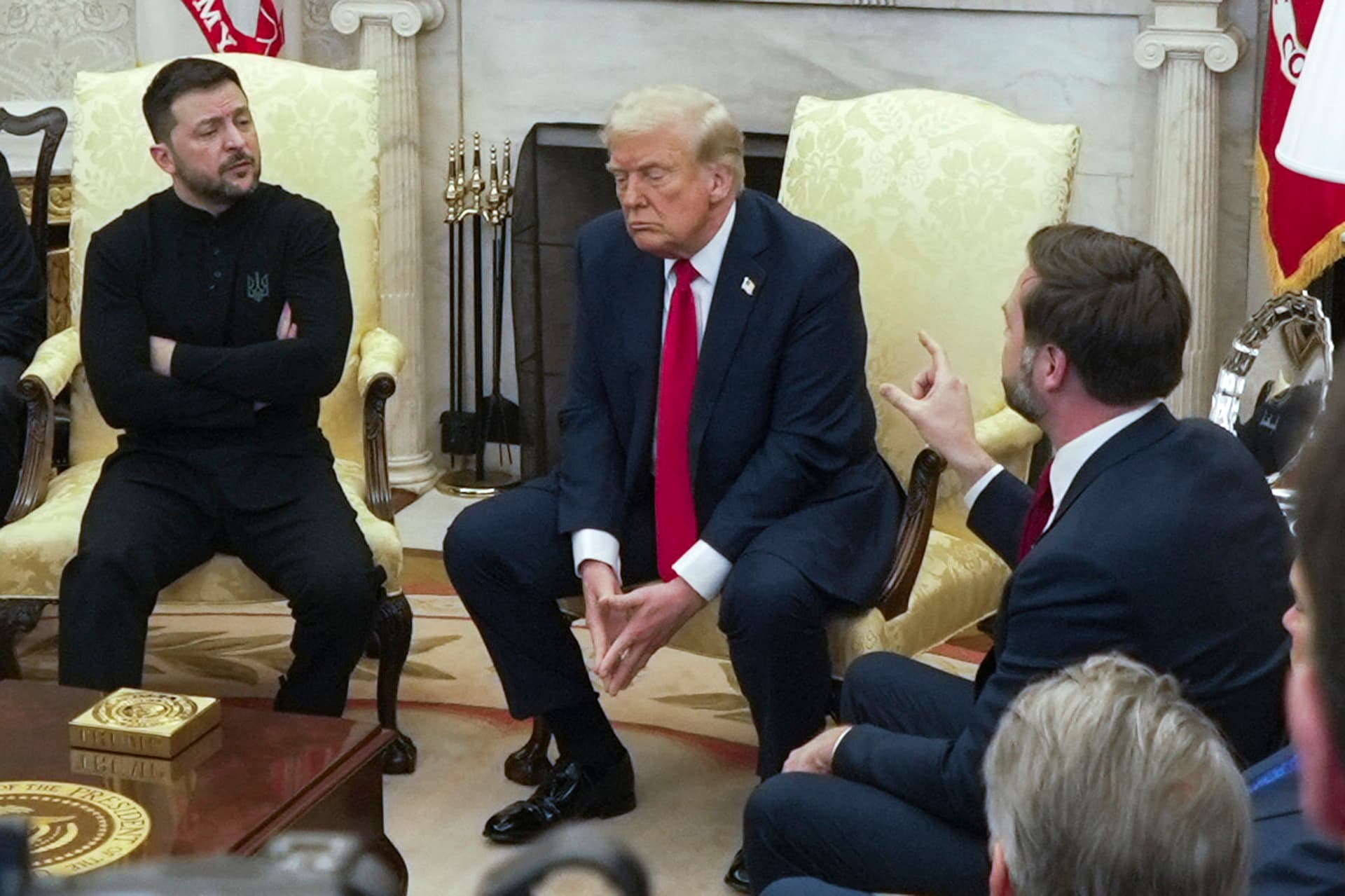 „Kann zurückkommen, wenn er zum Frieden bereit ist“: Trump wirft Selenskyj aus dem Weißen Haus