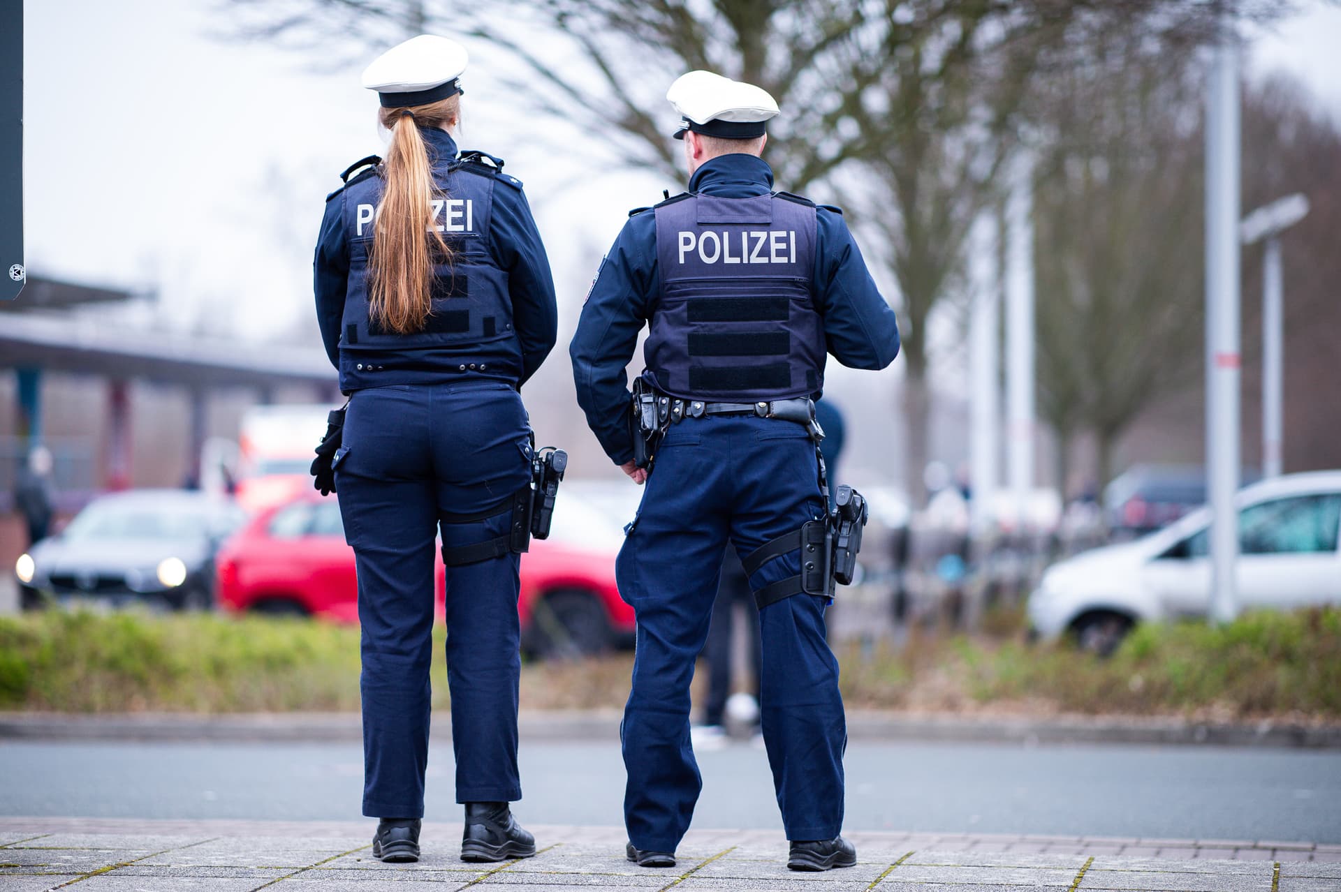 Schusswechsel mit Sturmgewehr in Billerbeck: 26-Jähriger greift Polizisten an