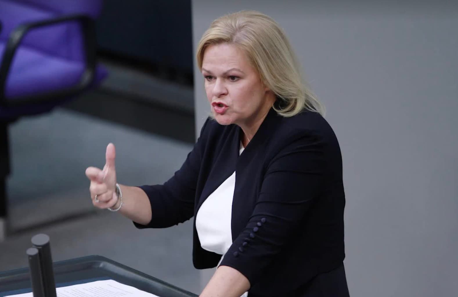 Faeser droht Wahl-Debakel: „Scholz müsste die größten Luschen seiner Gurkentruppe längst vom Feld nehmen!“