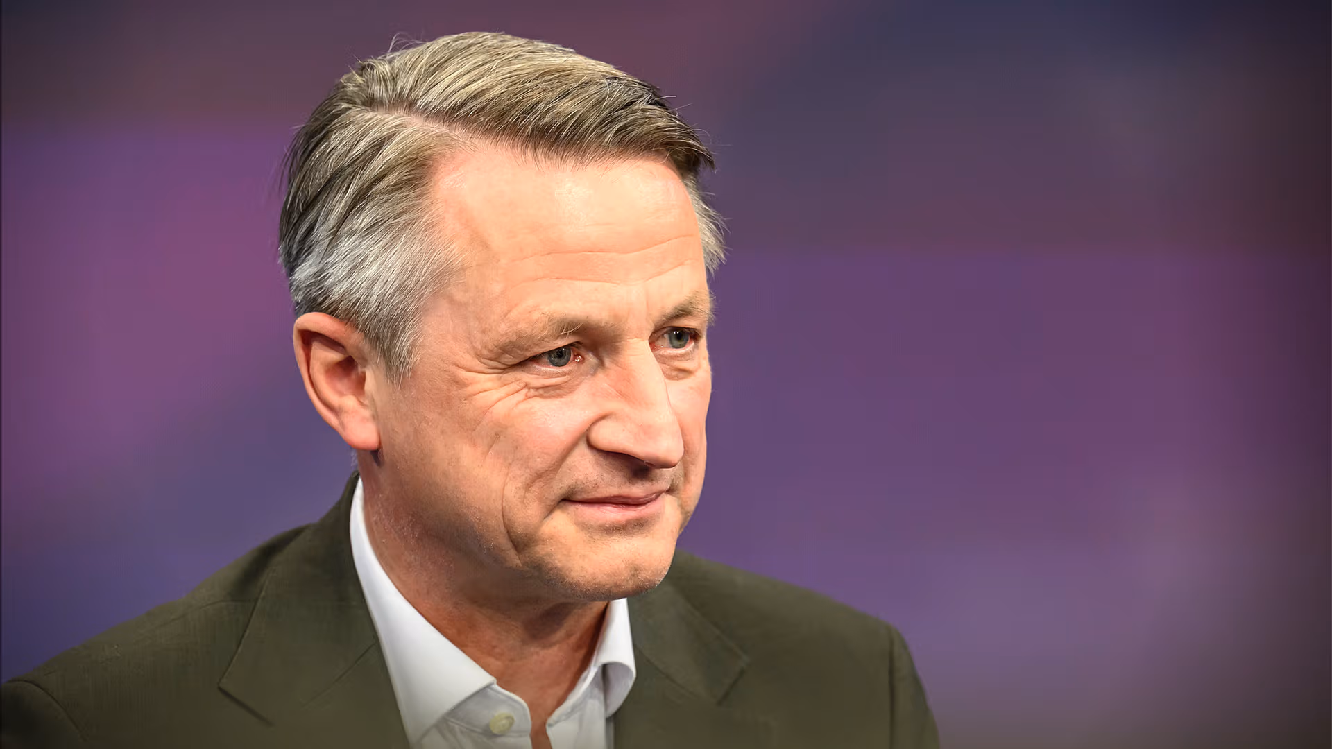 Meinungsflexibler Journalismus: Rettet sich Nikolaus Blome jetzt nach rechts?