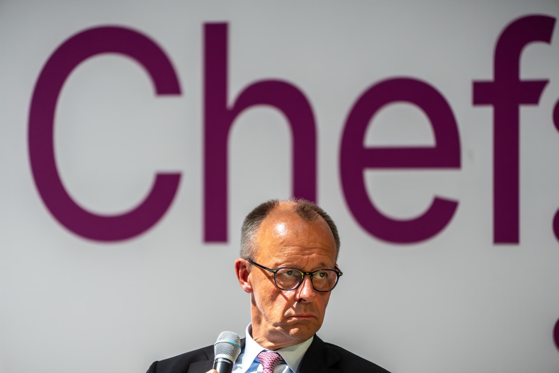 „Der Patient droht zu versterben“: Brandbrief aus der Industrie an Kanzler Merz