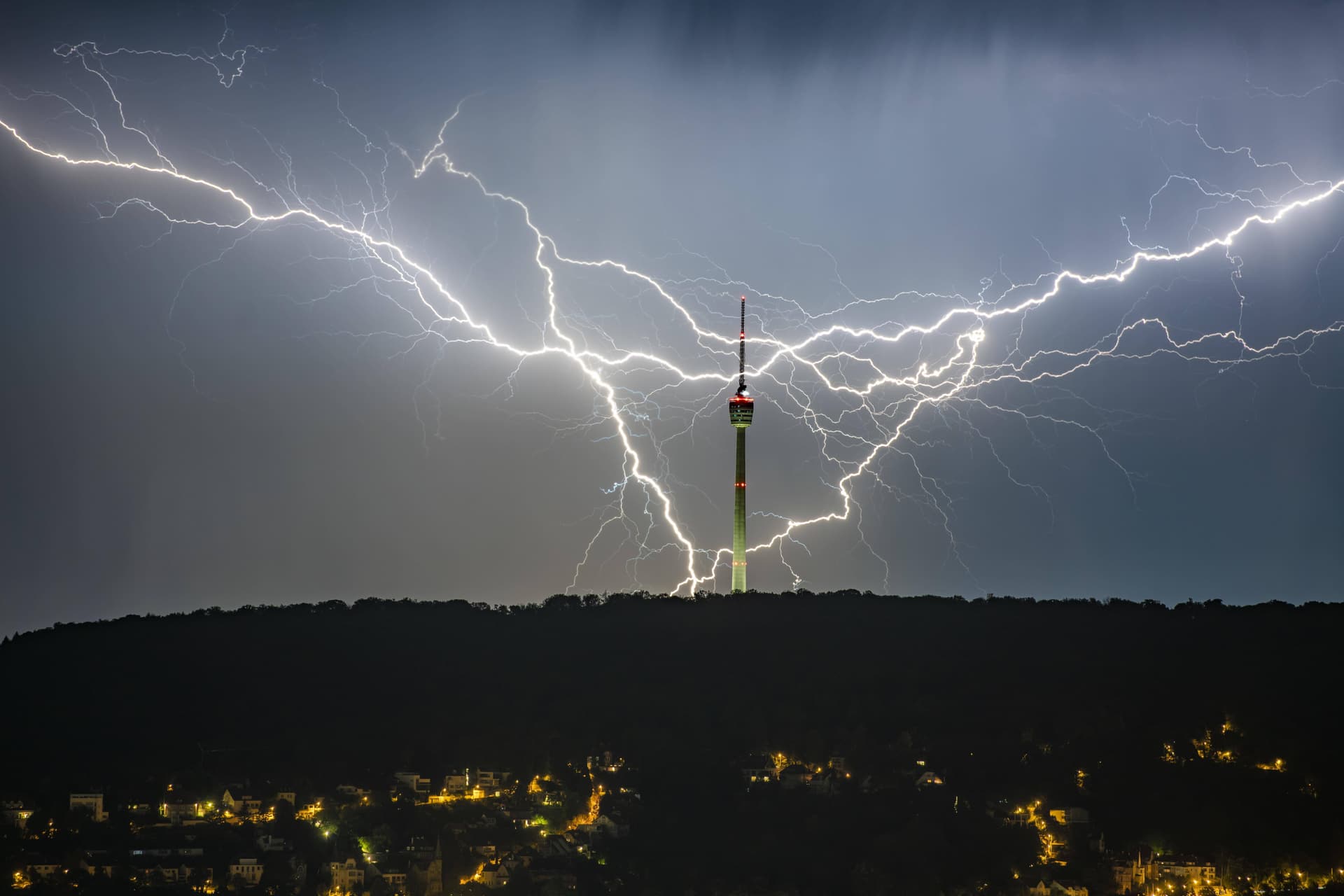 Zu trocken: Deutschland hat jetzt auch noch eine Blitz-Krise