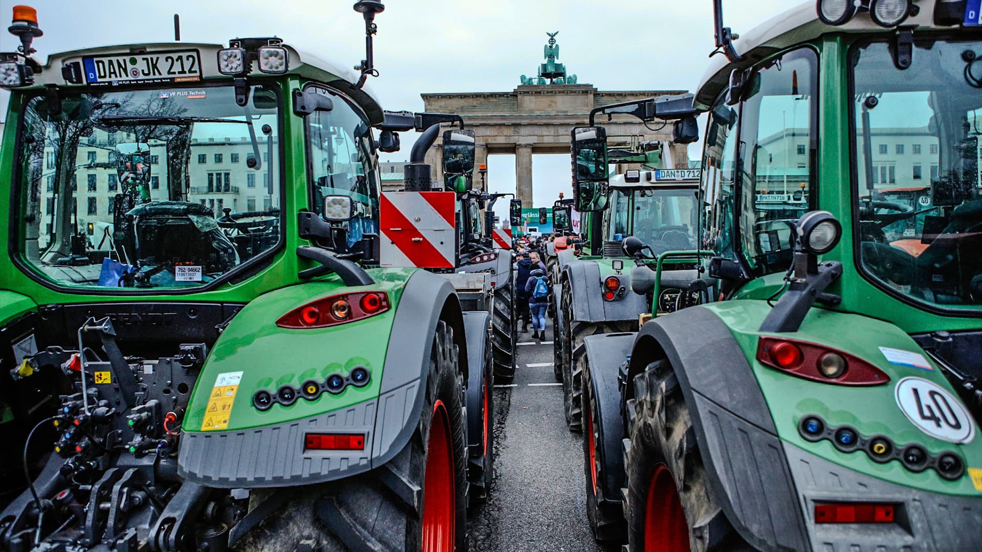 ++ Ampel-Nebelkerze zündet nicht ++ Landwirte weiter sauer ++ Das ist der Plan für den Bauernaufstand ab dem 8. Januar