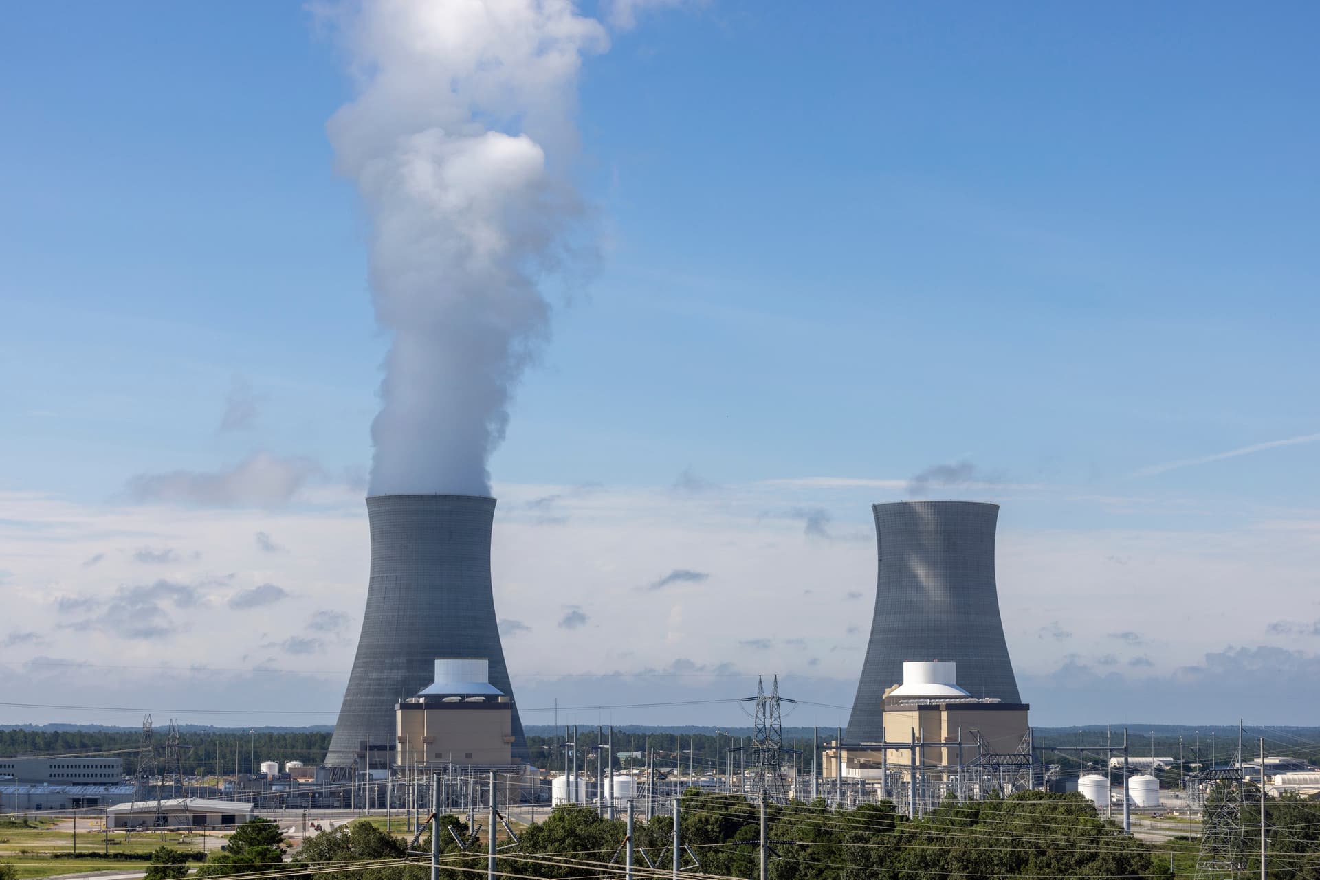 Strom für halbe Million Haushalte: In den USA geht ein neues Atomkraftwerk ans Netz