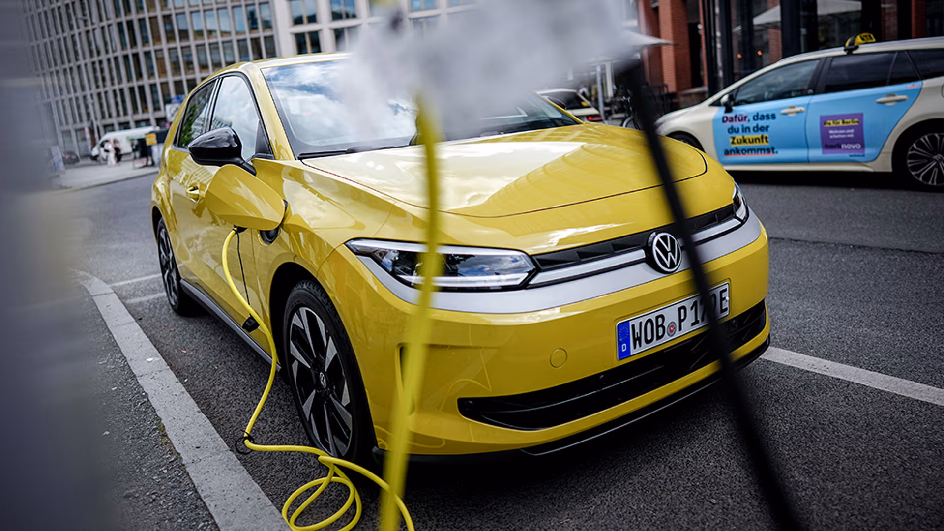 Neue Unfallstatistik: E-Autos – Leise, aber gefährlich
