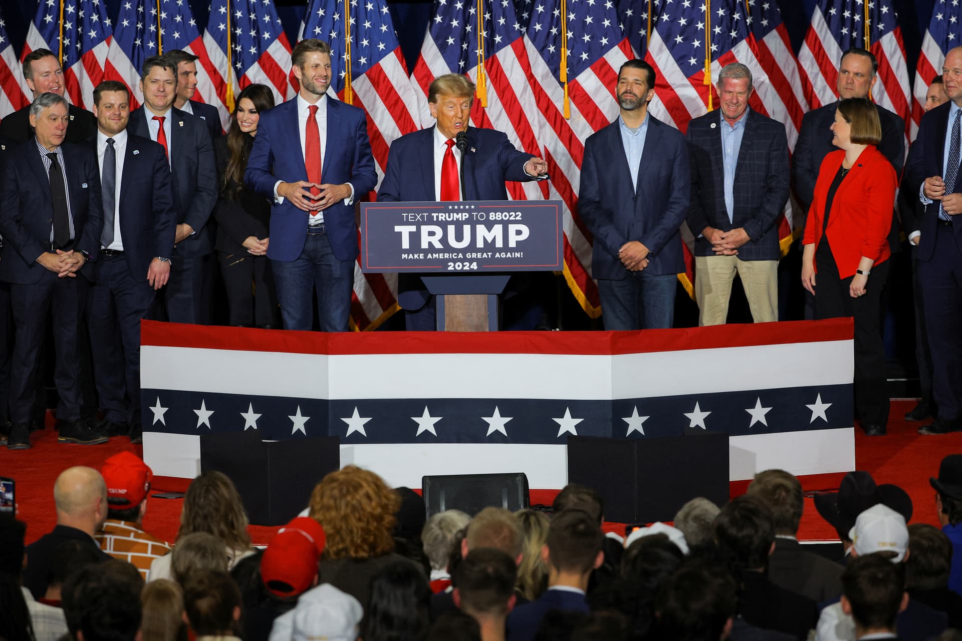 Rasanter Sieg in Iowa: Trump dominiert erste Vorwahl im US-Wahljahr