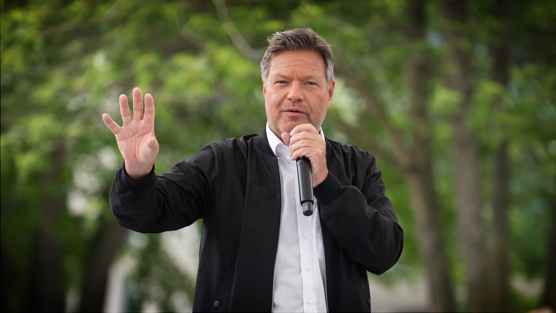 Habeck: Heizgesetz war „ehrlicherweise ein Test, wie weit die Gesellschaft bereit ist, Klimaschutz zu tragen.“