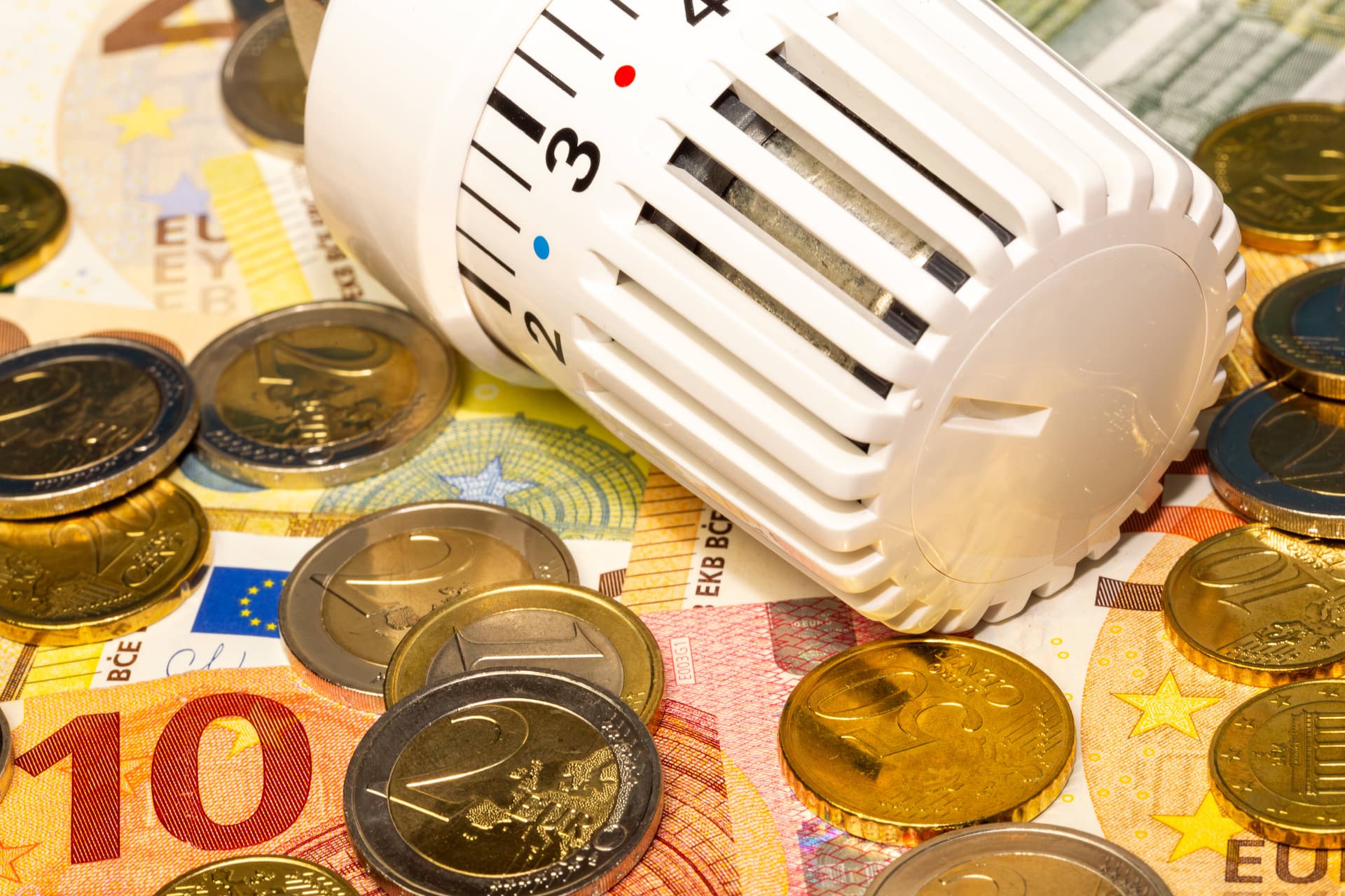 Bis zu 50.000 Euro Bußgeld: Verstöße gegen das neue Heizungsgesetz werden richtig teuer!