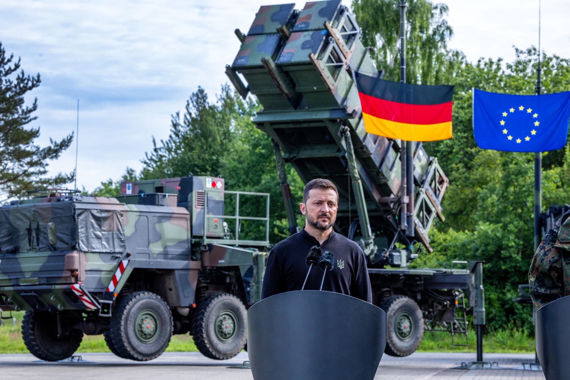 „Starke Neuigkeiten“: Selenskyj dankt Deutschland für Flugabwehr-Lieferungen