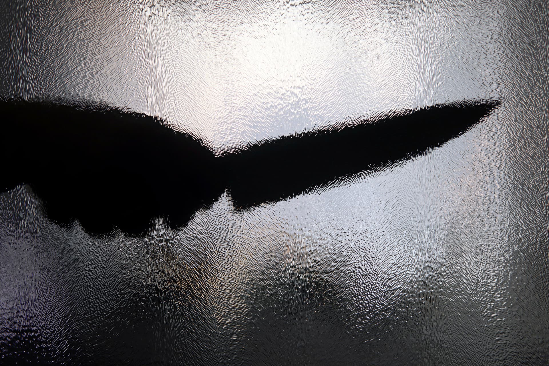 14 Messerstiche eines Syrers verletzen Vater in Merseburg lebensbedrohlich: Staat lässt Opfer-Familie im Stich – und der Täter läuft frei herum