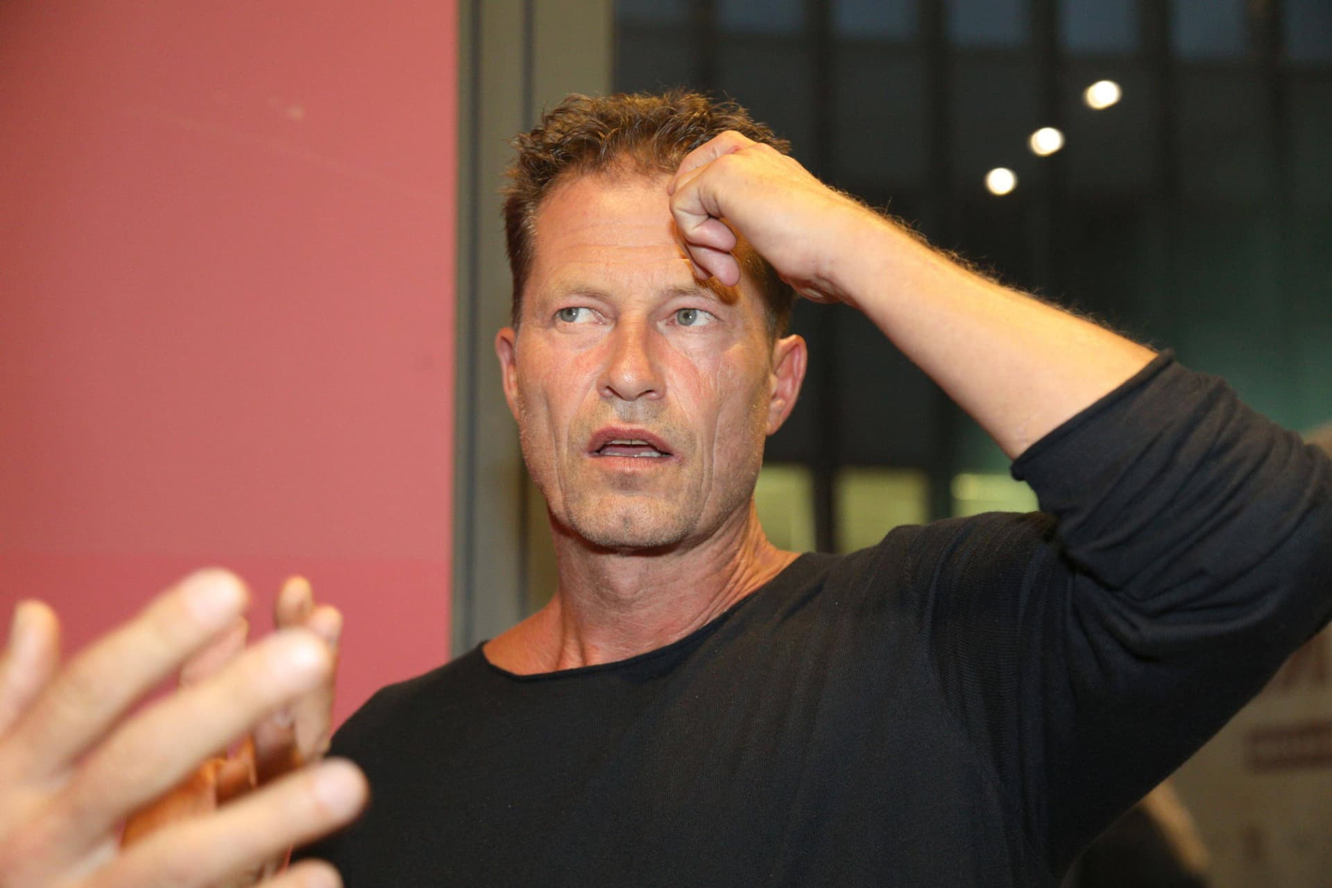 Til Schweiger bügelt Fragen zu Alkohol-Vorwürfen ab: „Das ist uncool und das merk ich mir“