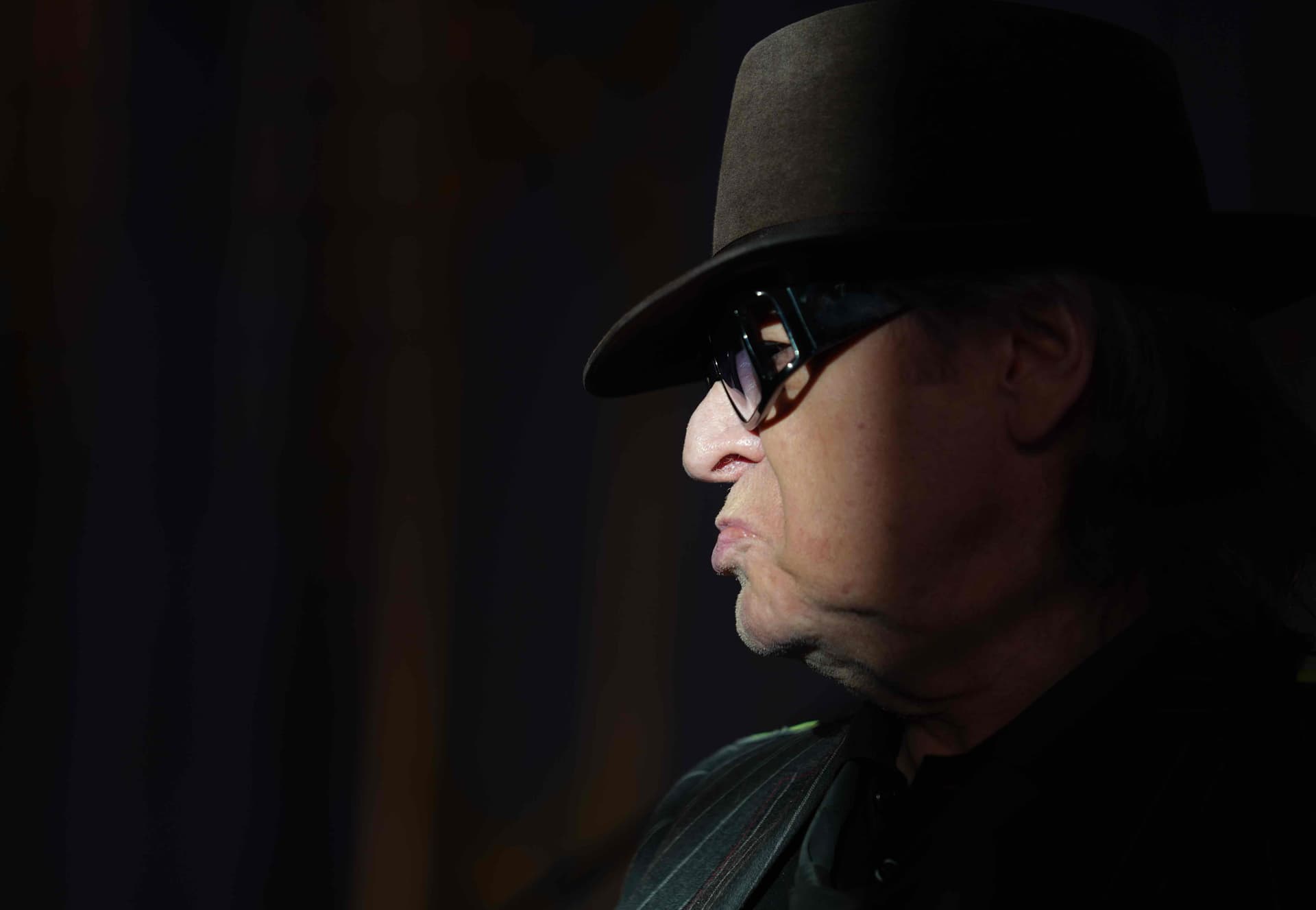 Udo Lindenberg sauer, weil bei seinem Multikulti-Song „Bunte Republik“ Leute den Saal verlassen