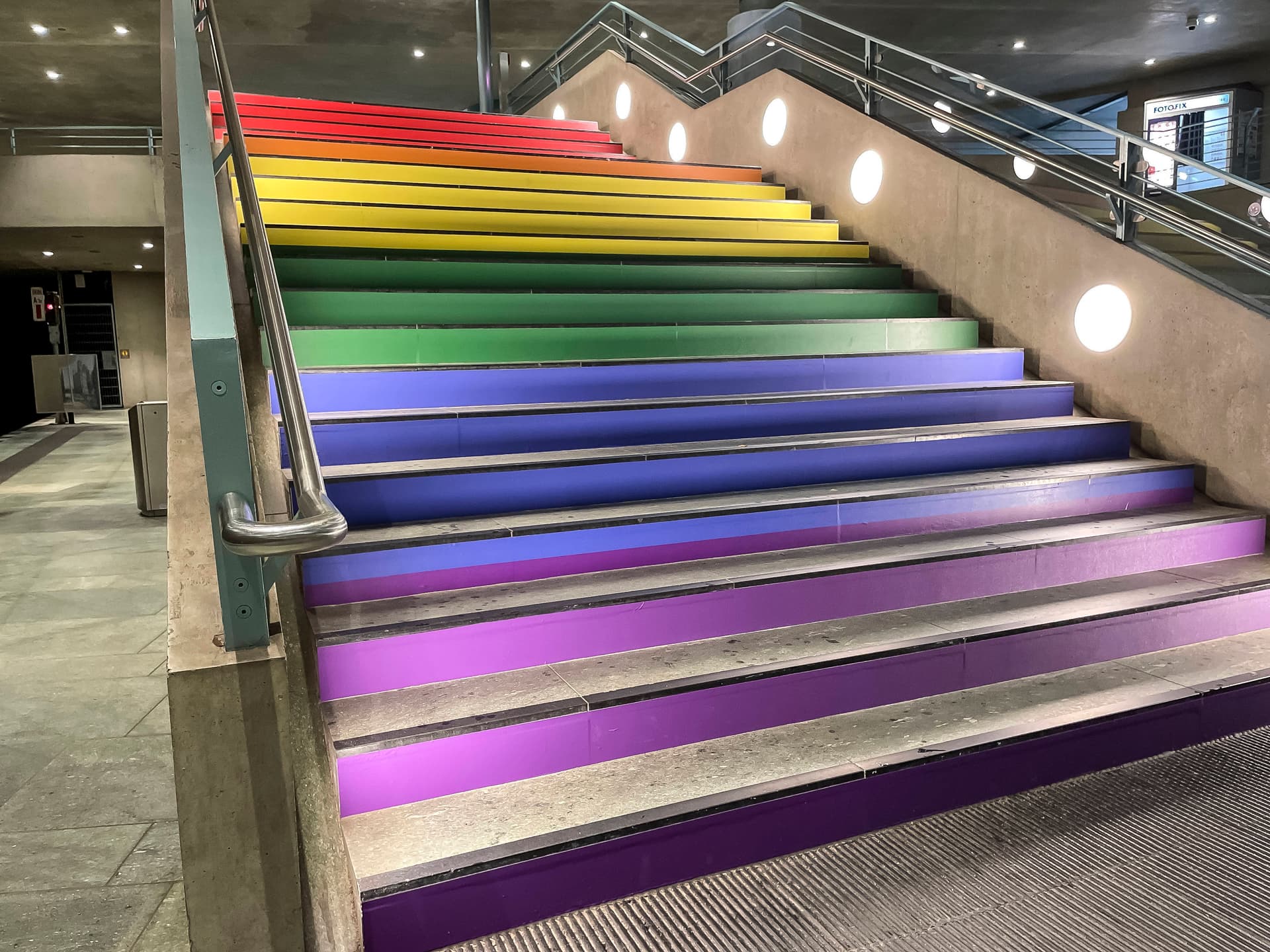 Zum Christopher Street Day: Berliner U-Bahn wird bunter – und ist stolz darauf