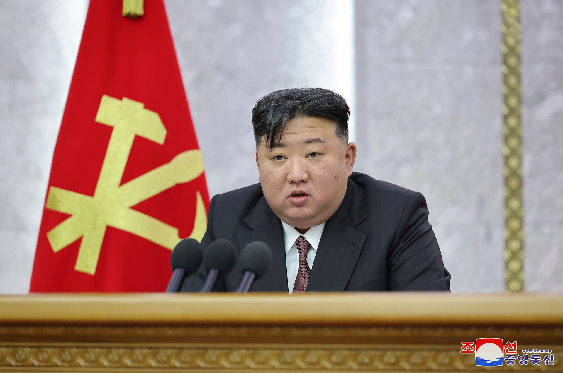 Schon wieder: Kim Jong-un testet neue Mega-Rakete – mit 4,5-Tonnen-Sprengkopf!
