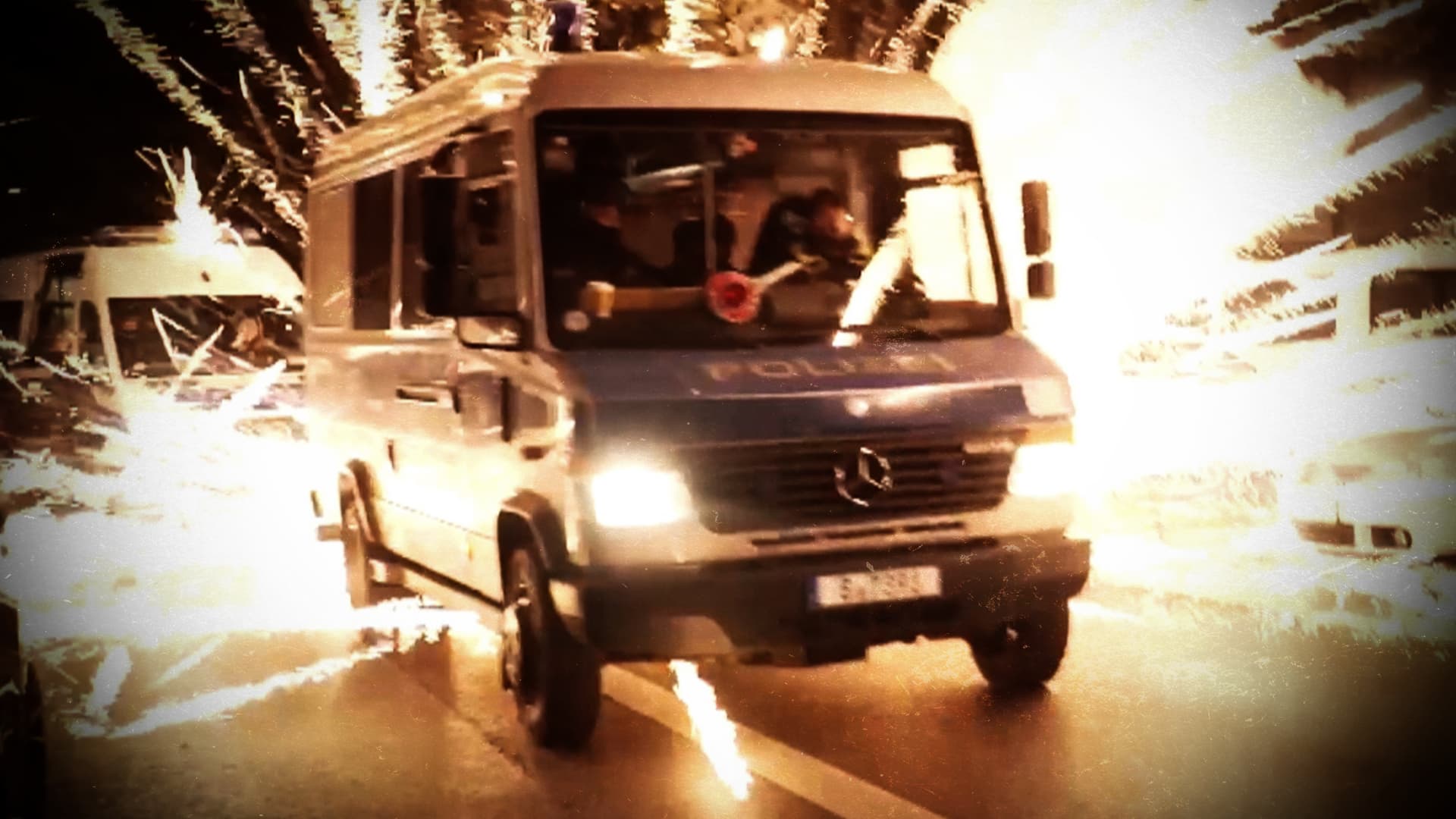 Brennende Autos, verletzte Polizisten: Der Israel-Hass in Deutschlands Hauptstadt ist außer Kontrolle!