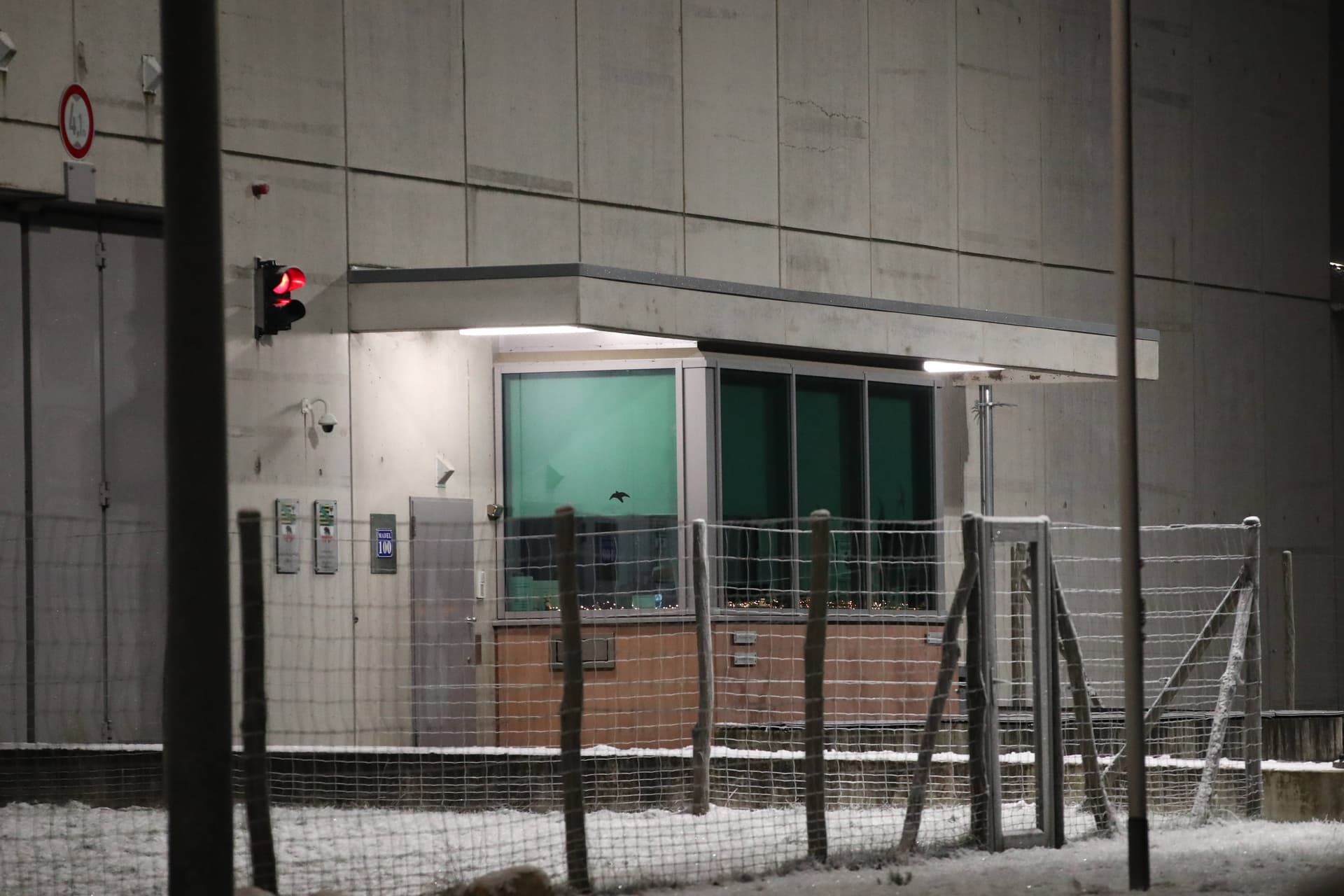 JVA Burg: Häftling soll während der Besuchszeit seine Ehefrau getötet haben