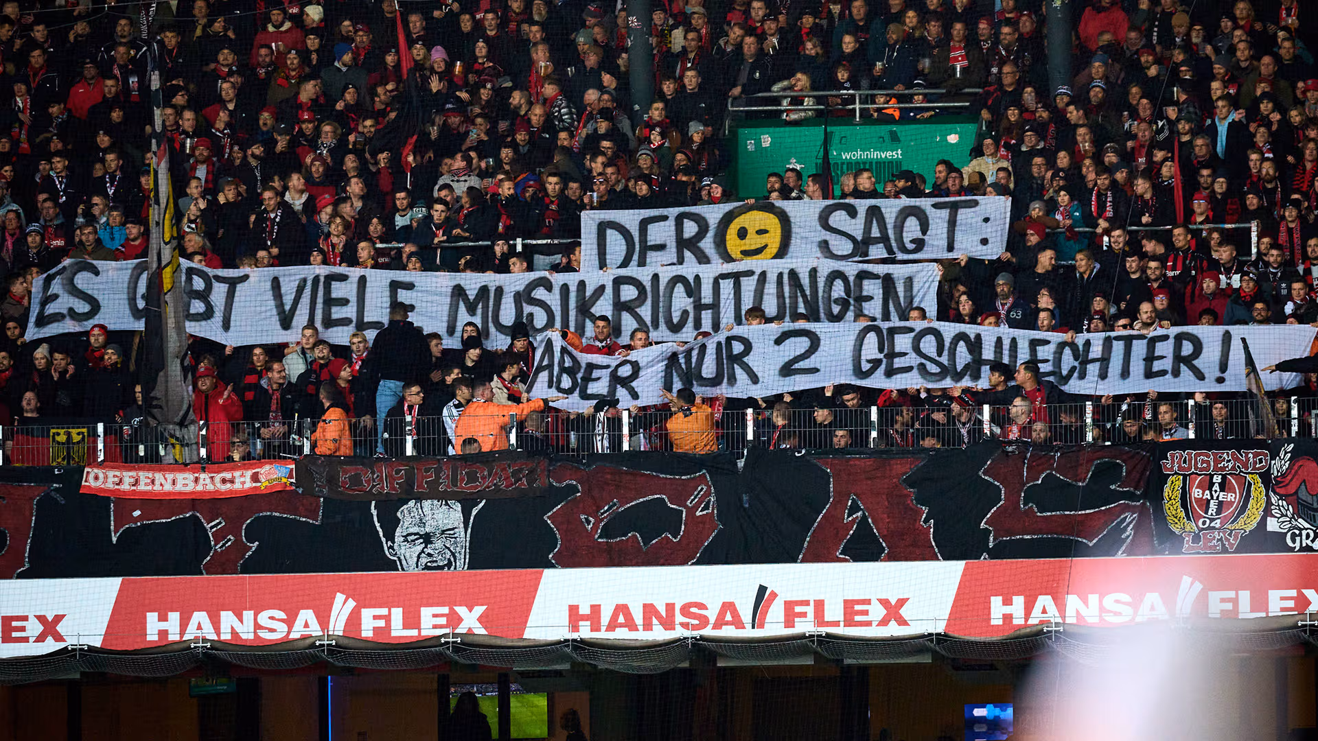 Absurde Strafe für Zwei-Geschlechter-Banner: Wie der DFB einer Ideologie verfallen ist, die den Frauensport zerstört