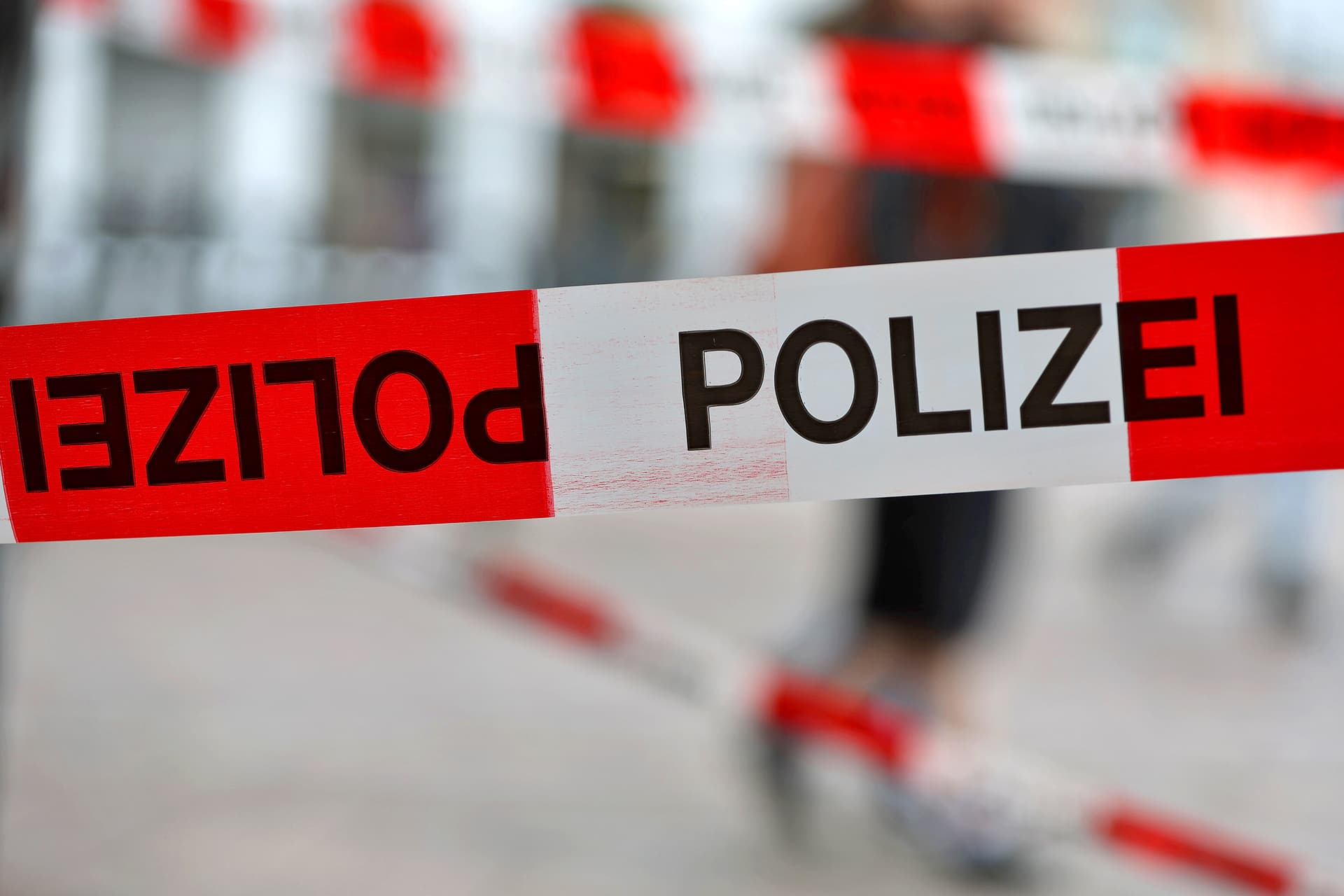 Nach blutiger Messerstecherei am Jungfernstieg: Hamburger Polizei nimmt 29-jährigen Afghanen fest