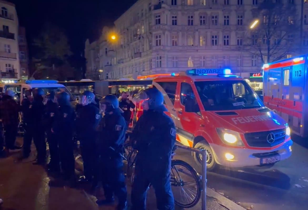 Islamisten-Angriff auf Polizei! Auch Kind verletzt! +++ 8500 Israel-Hasser machen Berlin zu Gaza +++