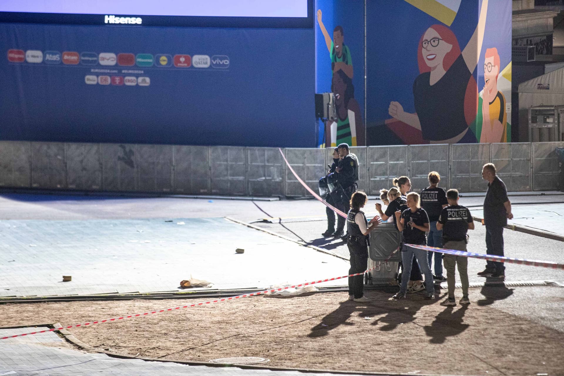 Bluttat in der EM-Fanzone in Stuttgart: Syrer sticht drei Fans nieder!