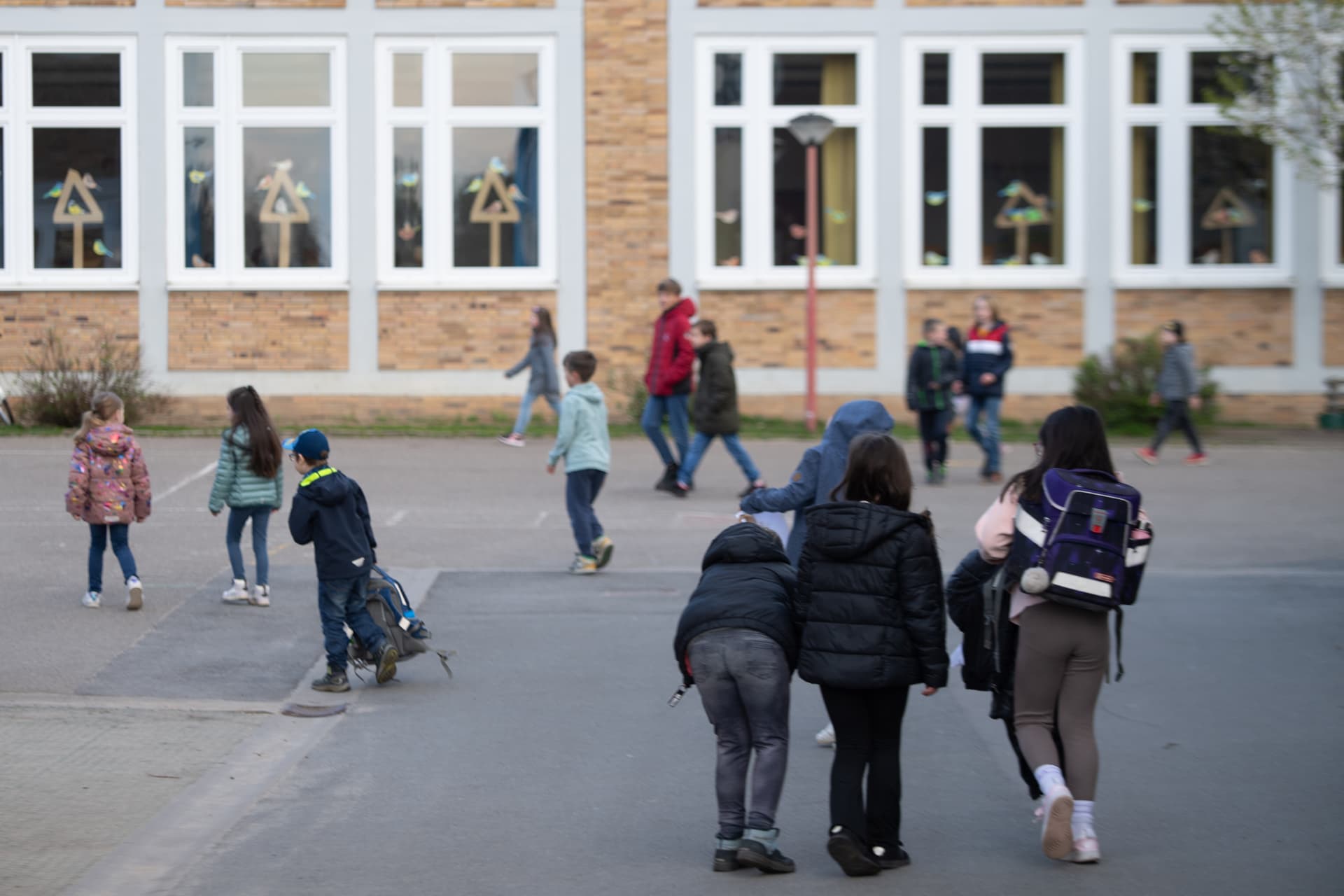 176 Schulen in NRW unterhalten eigene Gebetsräume