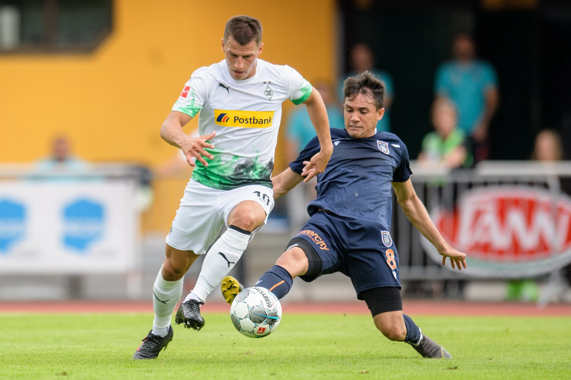 Schock für Gladbach-Profi: Stefan Lainer hat Lymphknotenkrebs