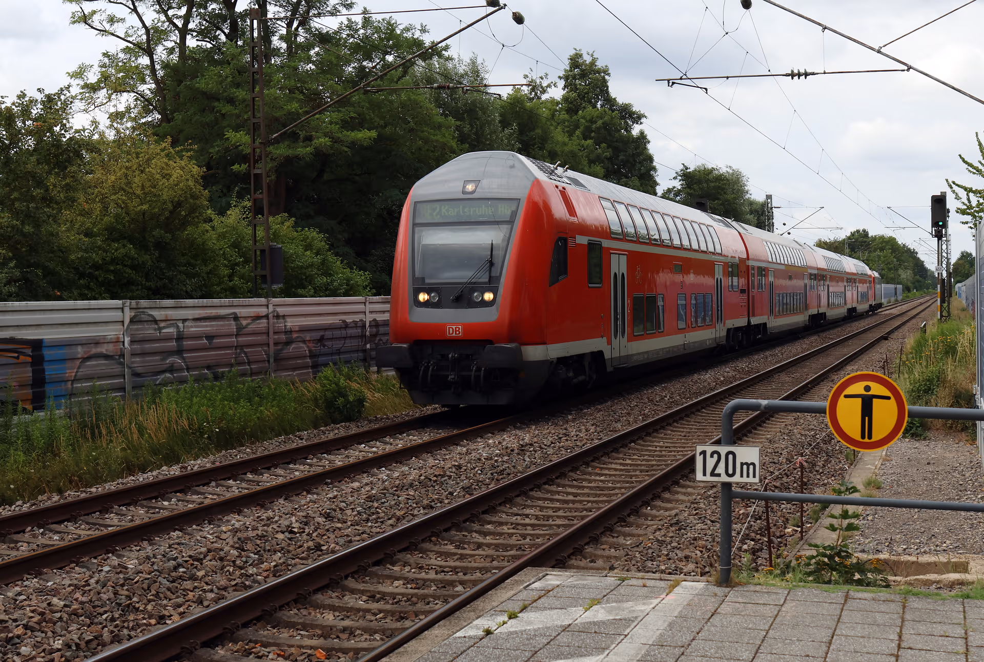 Zeuge schildert brutalen Angriff in Regionalzug bei Ettlingen