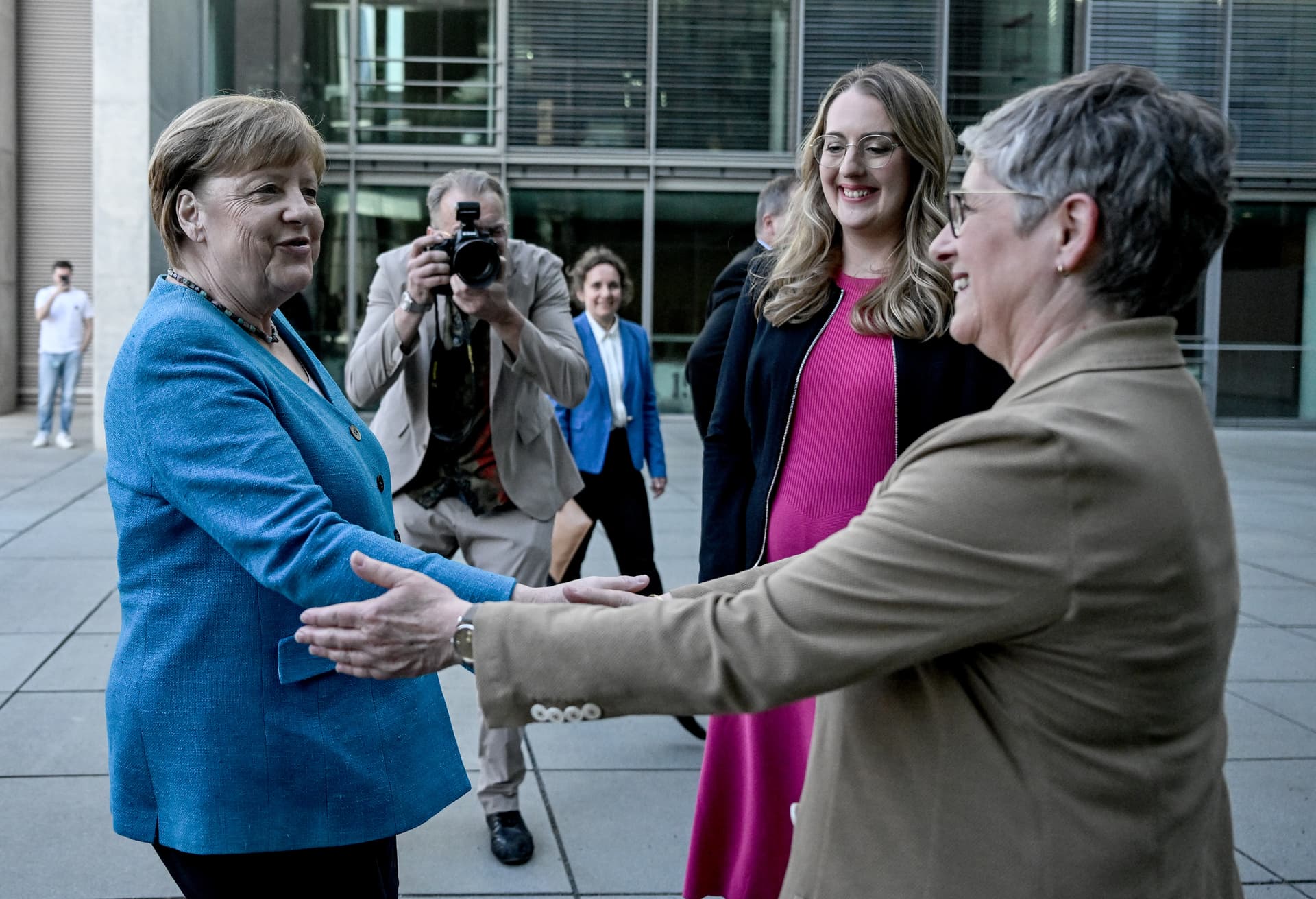 Auszug aus unserem Newsletter: Merkels Erbe ist ein personeller, strategischer, politischer und intellektueller Irrtum