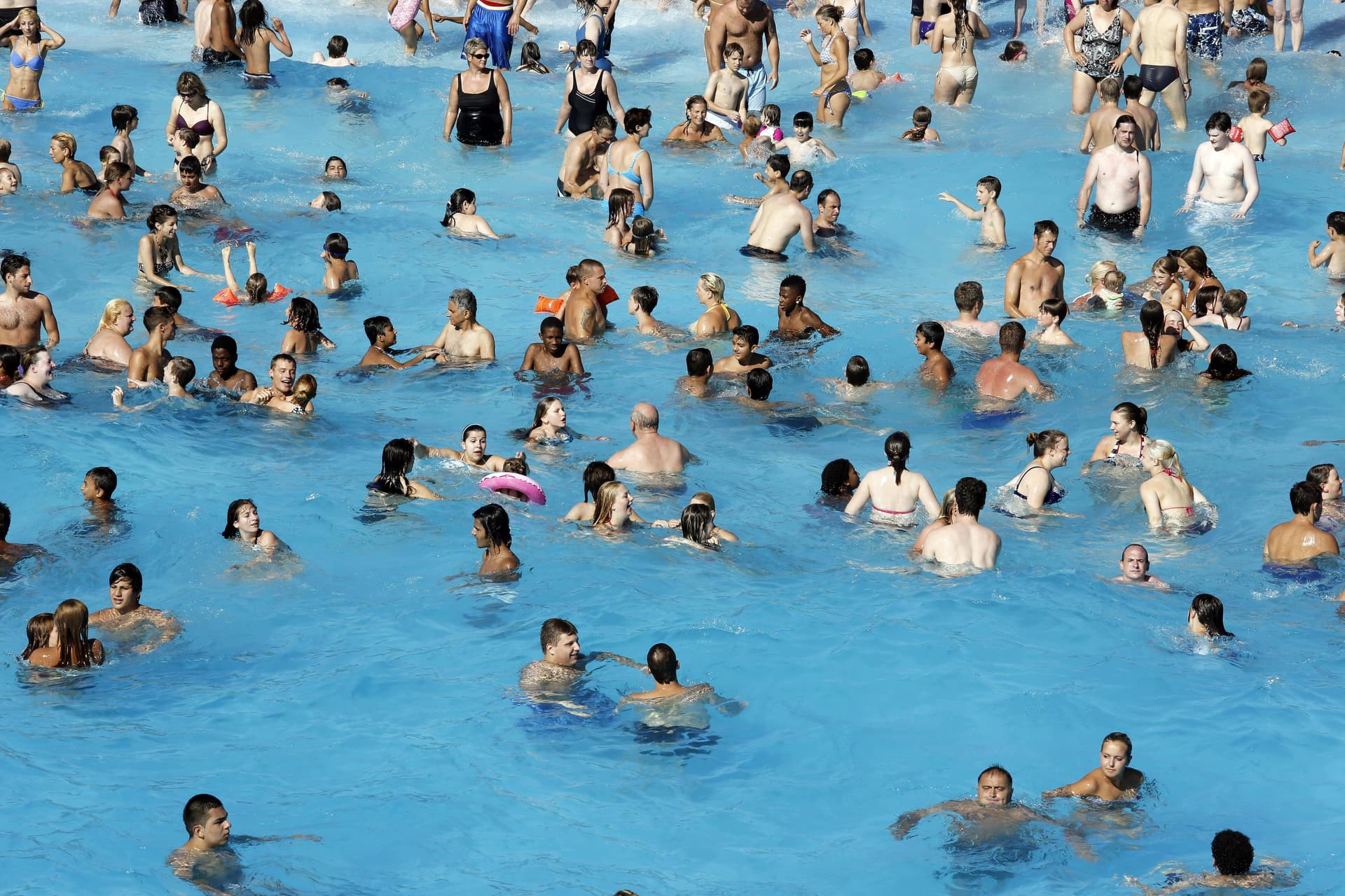 Syrer-Bande missbraucht neun Mädchen (11-17) im Freibad: Diese Politik nimmt unseren Kindern erst ihre Sicherheit und dann ihre Heimat