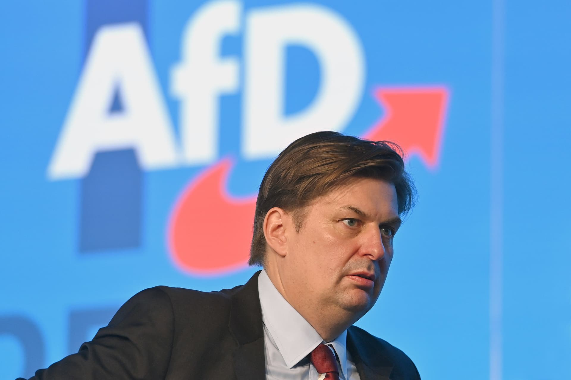 „Massiver Wahlkampf-Schaden“: AfD verhängt Auftrittsverbot, Spitzenkandidat Krah tritt zurück