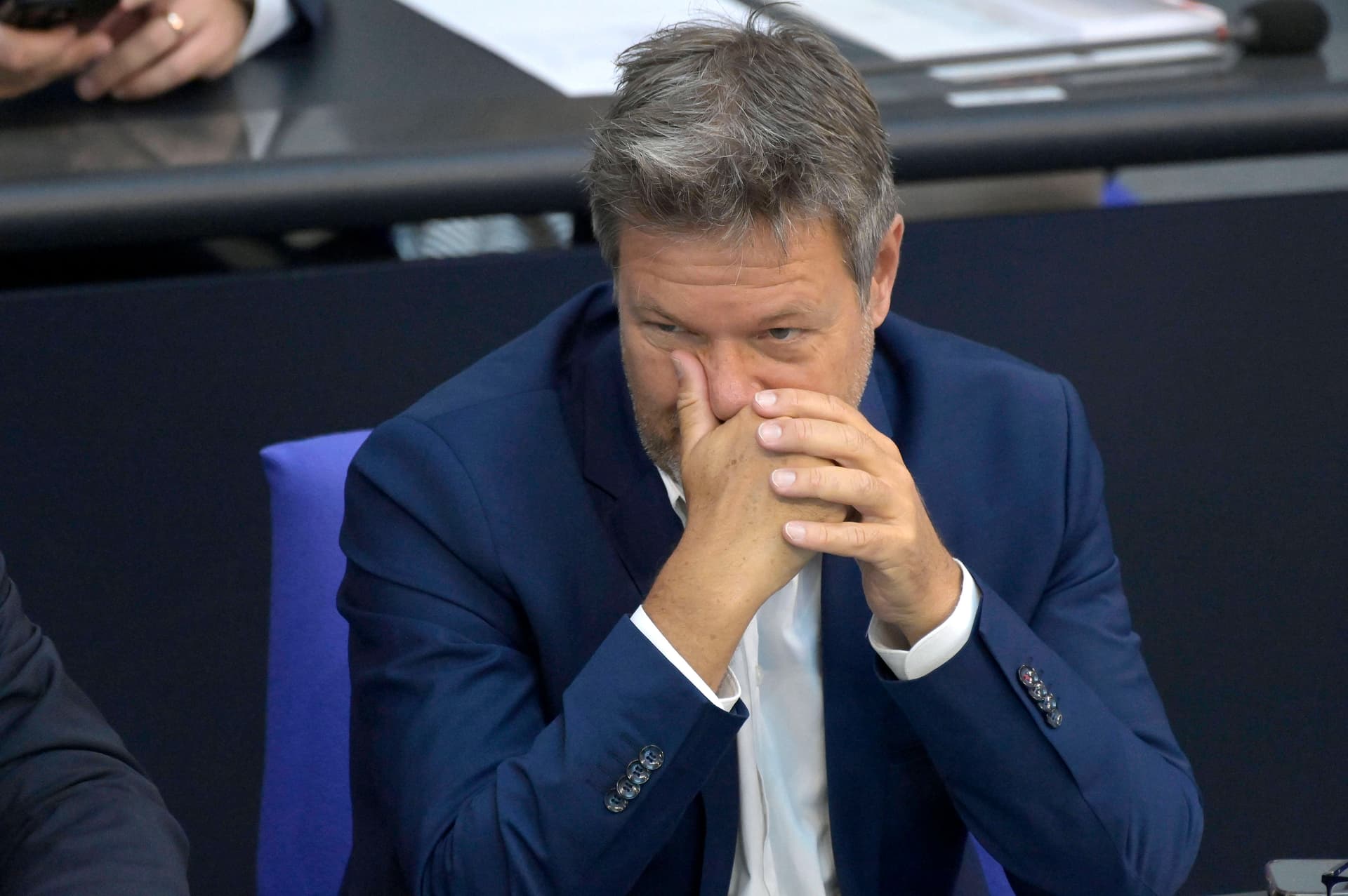 Und wieder eine Umfrage, die zeigt: Drei Viertel der Bürger sind unzufrieden mit der Bundesregierung