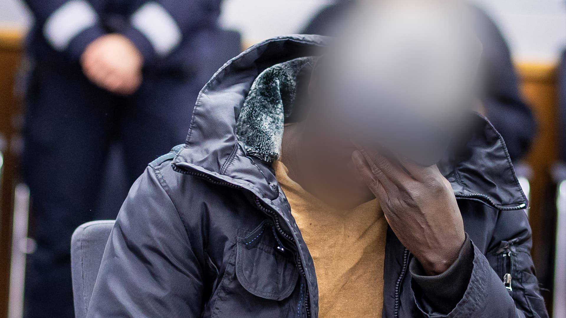 Flüchtling aus Gambia muss wegen Massenmord in Gambia in deutschen Knast – kann aber nicht abgeschoben werden