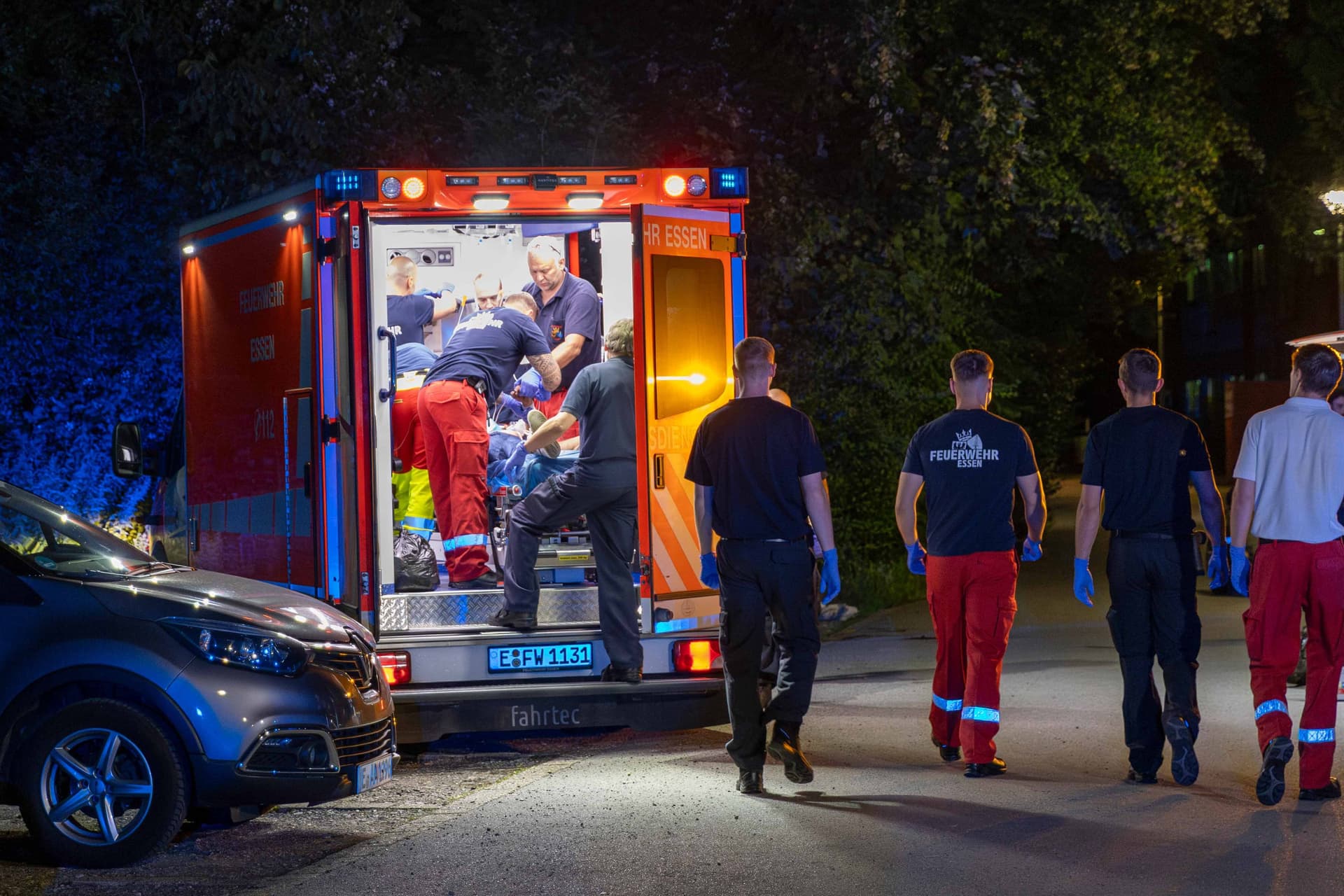 Justiz prüft Clan-Bezug: 21-jähriger Syrer bei Messerangriff lebensgefährlich verletzt