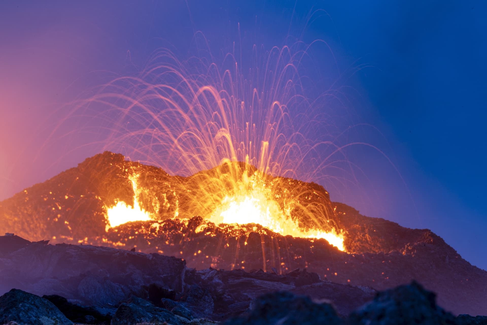 Atemberaubender Vulkanausbruch in Island