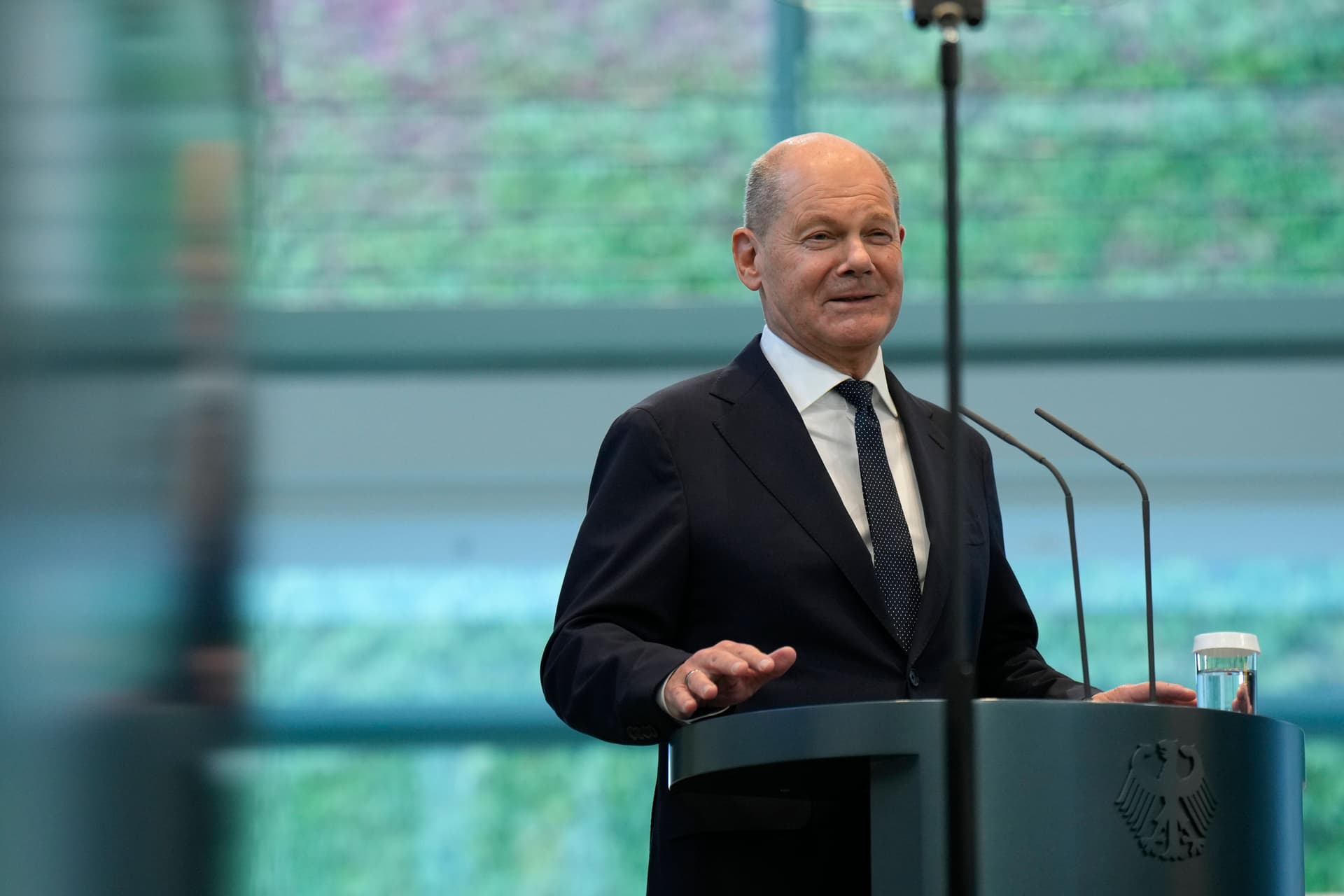 Olaf Scholz nennt Deutschland ein „wachsendes Land“ – trotz Rezession