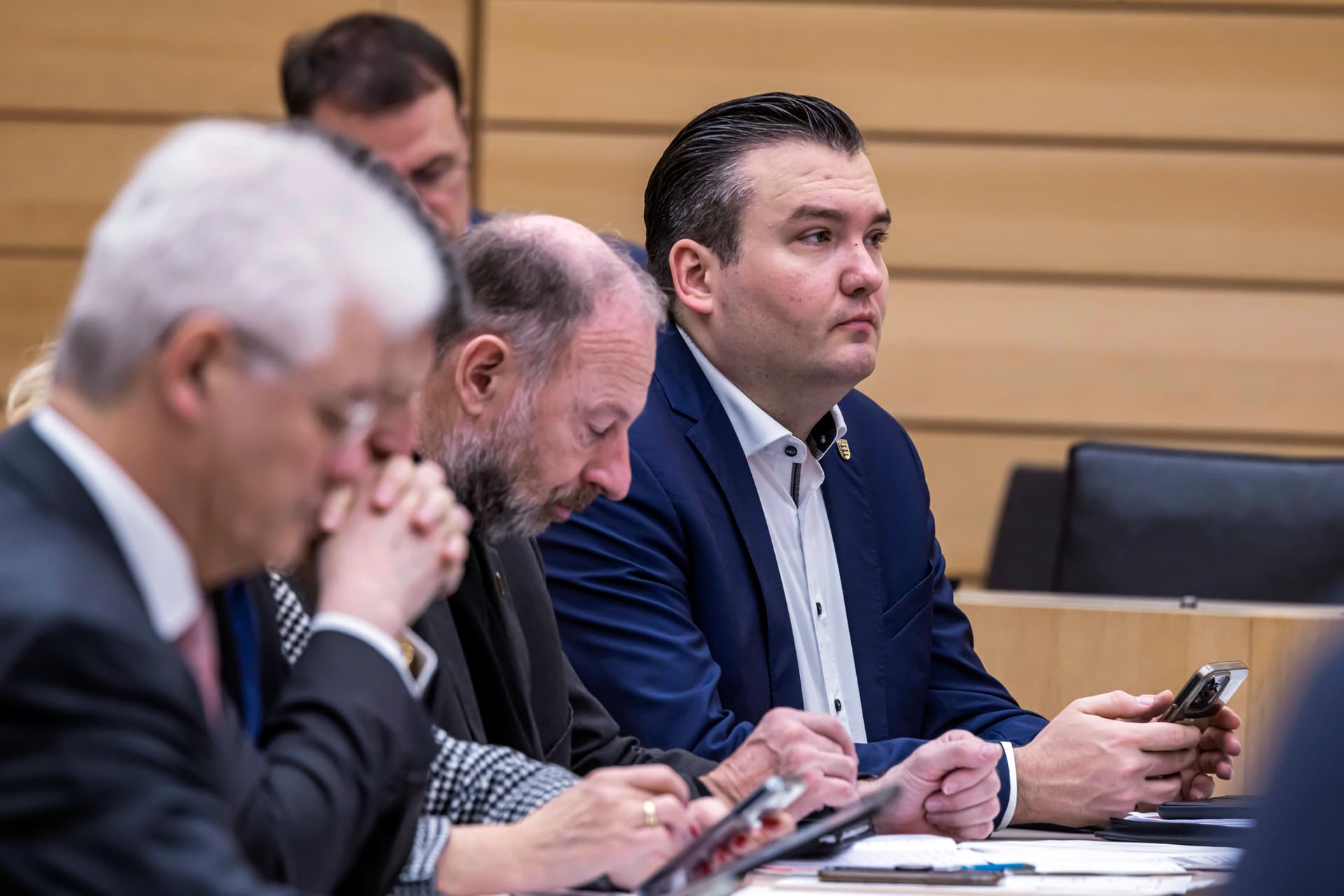 Baden-Württemberg: AfD-Abgeordneter lagerte Munition und Messer im Landtag