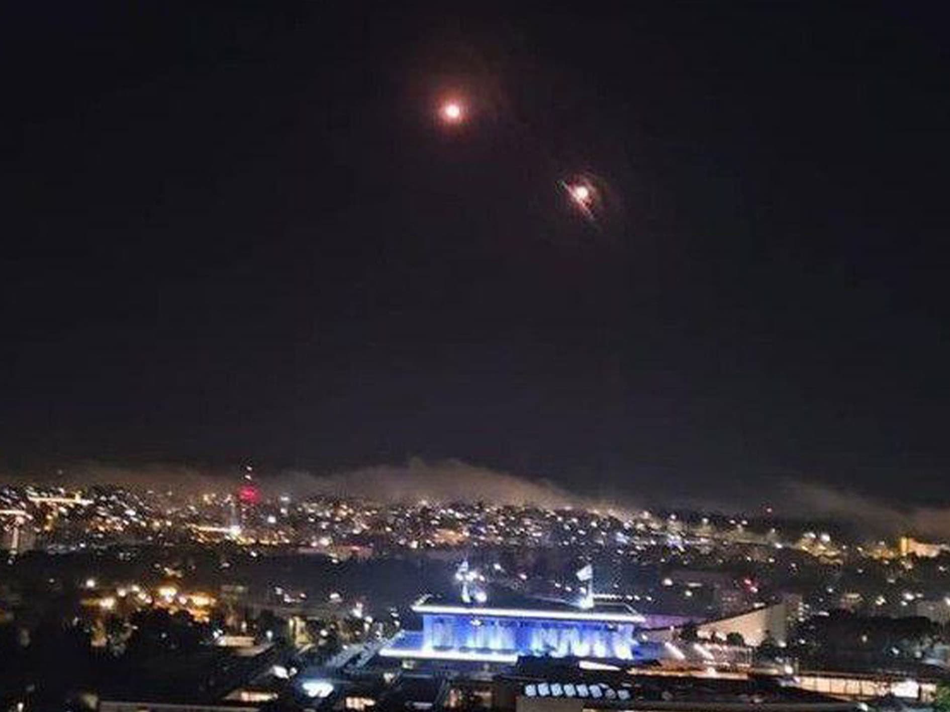 Iran greift Israel an ++ Hunderte Drohnen ++ USA und Briten im Luftkampf an Israels Seite +++ Arabisches Mädchen durch Einschlag verletzt