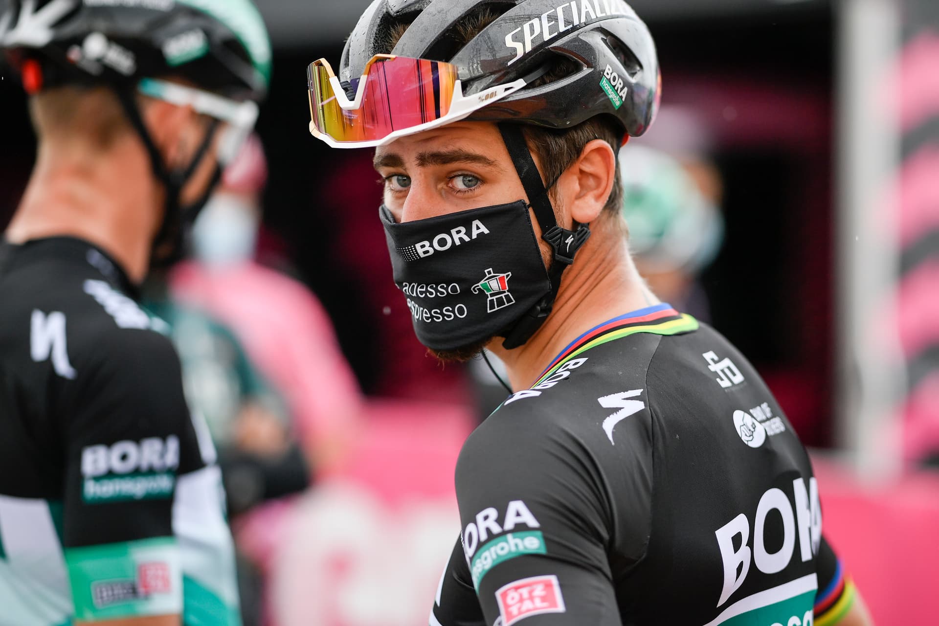 Giro d’Italia: Fahrradrennen führt nach Corona-Fällen Maskenpflicht wieder ein