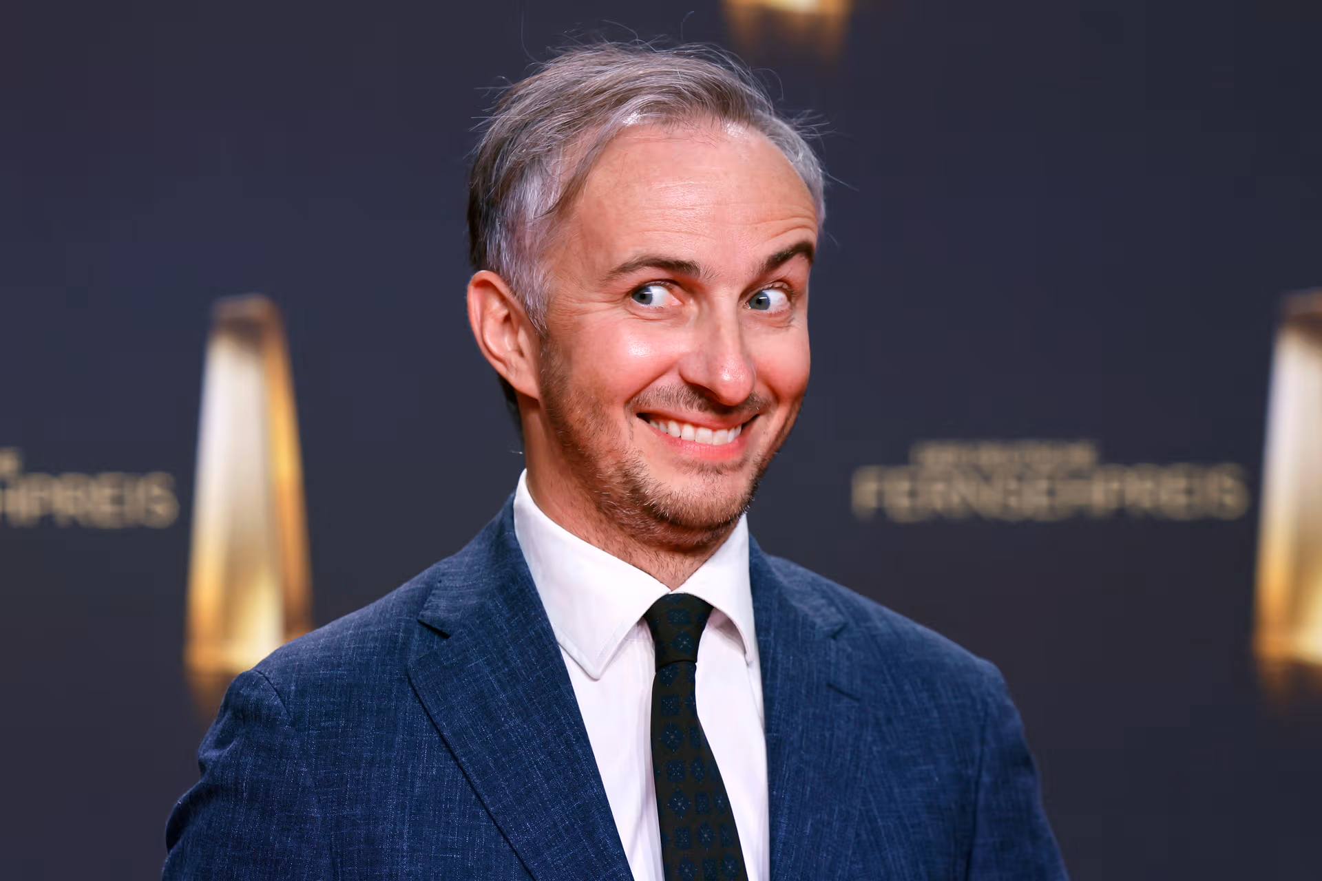 Keine Parodie, sagt das Gericht: X muss Böhmermann-Parodie-Profil sperren