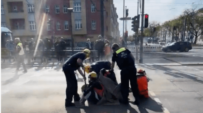 Klima-Kleber müssen freigebohrt werden – so reagieren die Bürger