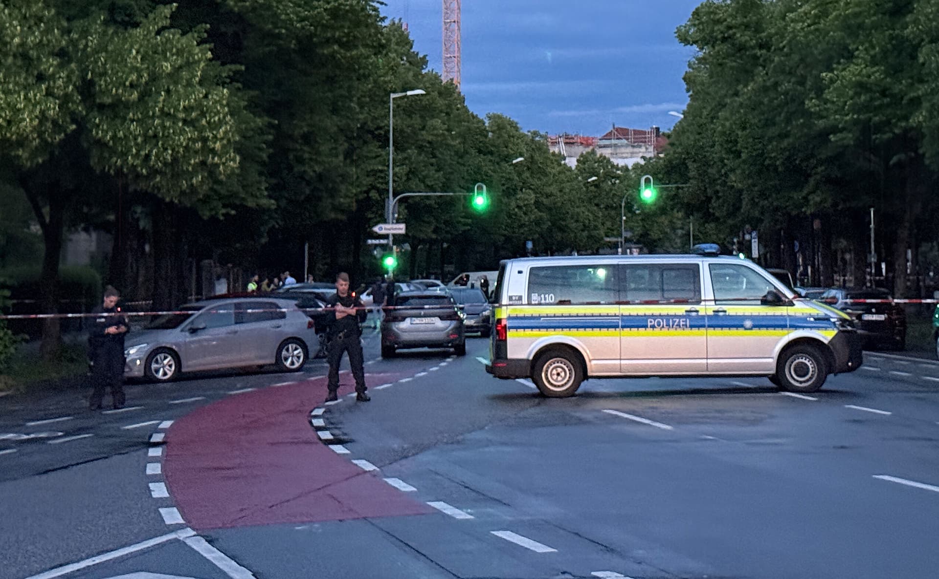 München: Messerattacke auf der Theresienwiese – Polizei erschießt Angreiferin