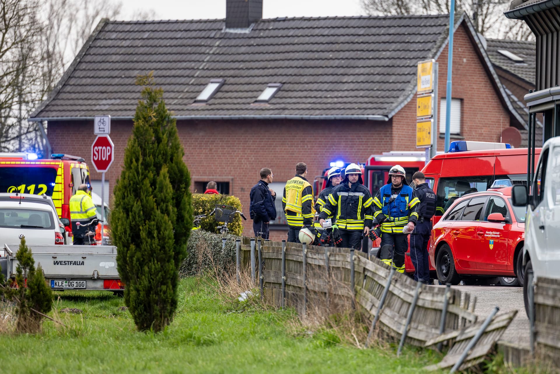 Feuer im Altenheim: 4 Tote und 59 Verletzte in Bedburg-Hau