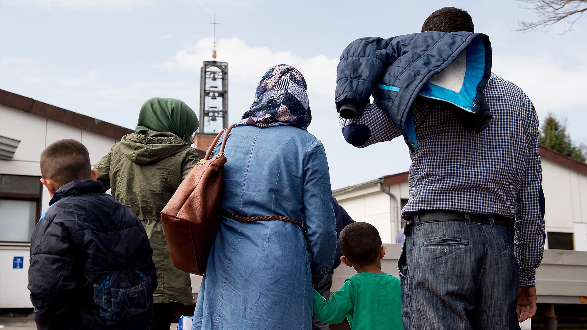 Sie tauchen in keiner Asyl-Statistik auf: 109.000 Migranten durch Familiennachzug zu uns gekommen