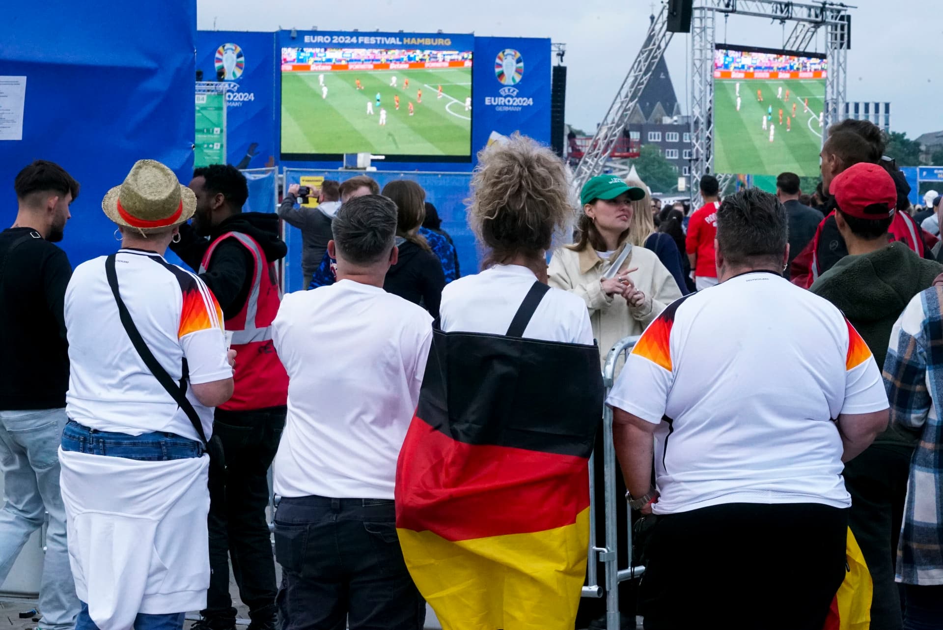 Public Viewing zur WM 2026 auf dem Heiligengeistfeld in Hamburg wegen Sicherheitskosten abgesagt