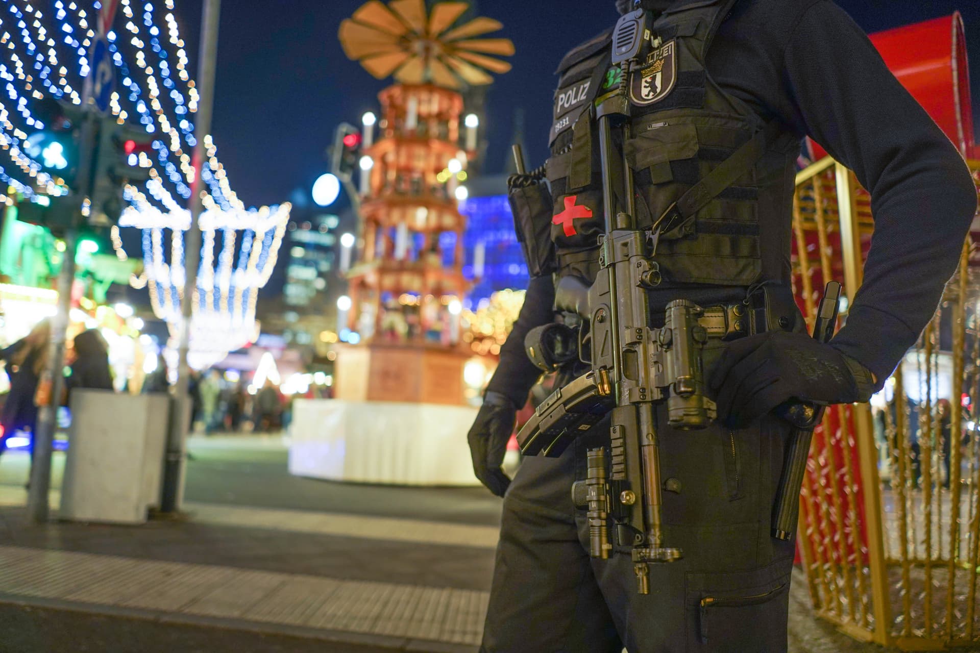 Geheimes Polizei-Dokument: Islamischer Staat ruft zu Anschlägen auf Weihnachtsmärkte auf!