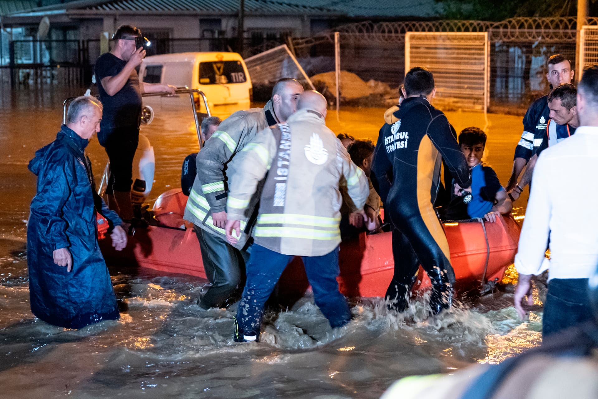 Tote bei Überschwemmungen in Millionen-Stadt Istanbul