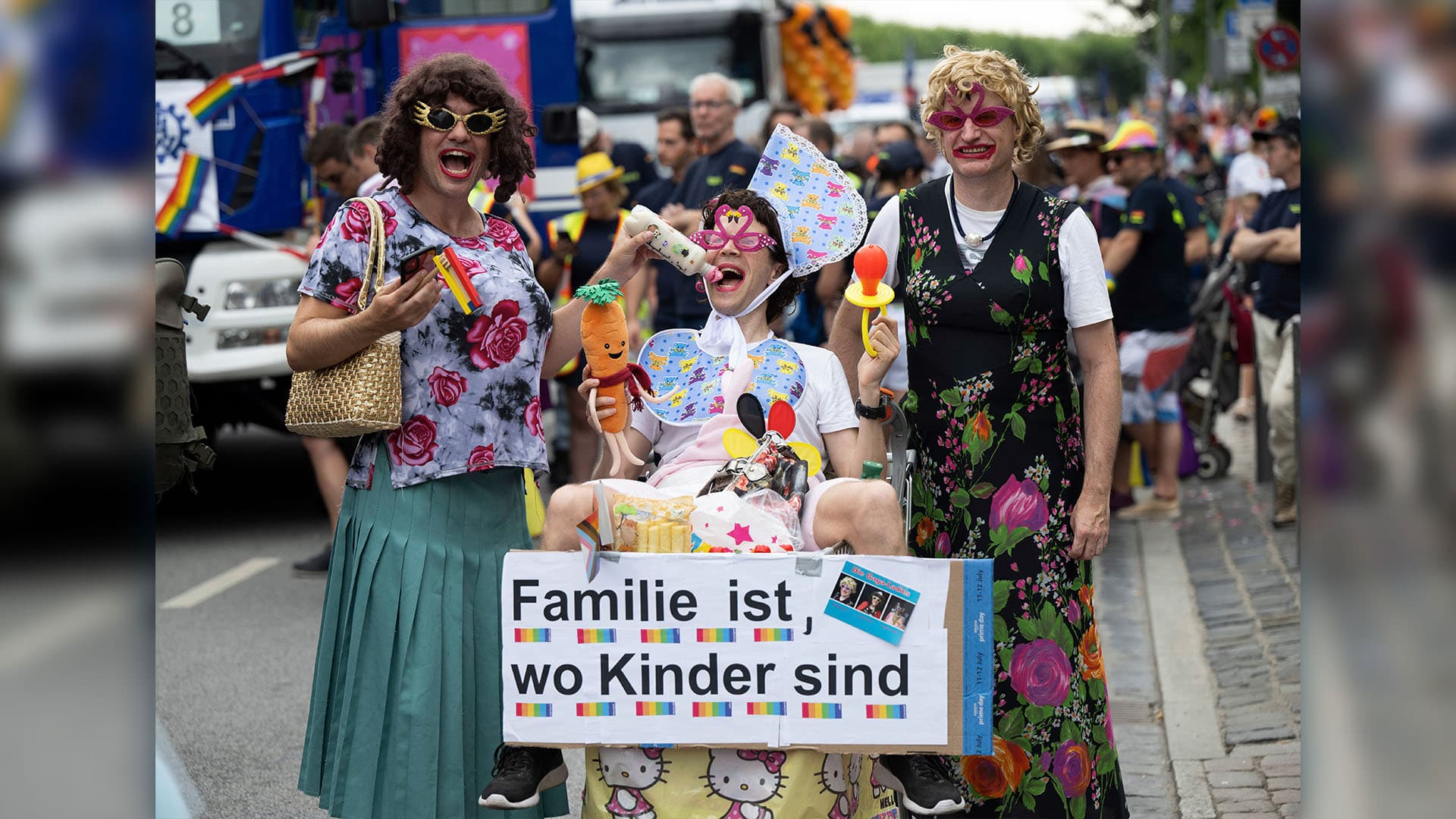 Bundestag-Mitarbeiter laufen bei CSD mit – aber die Ziele teilen sie nicht